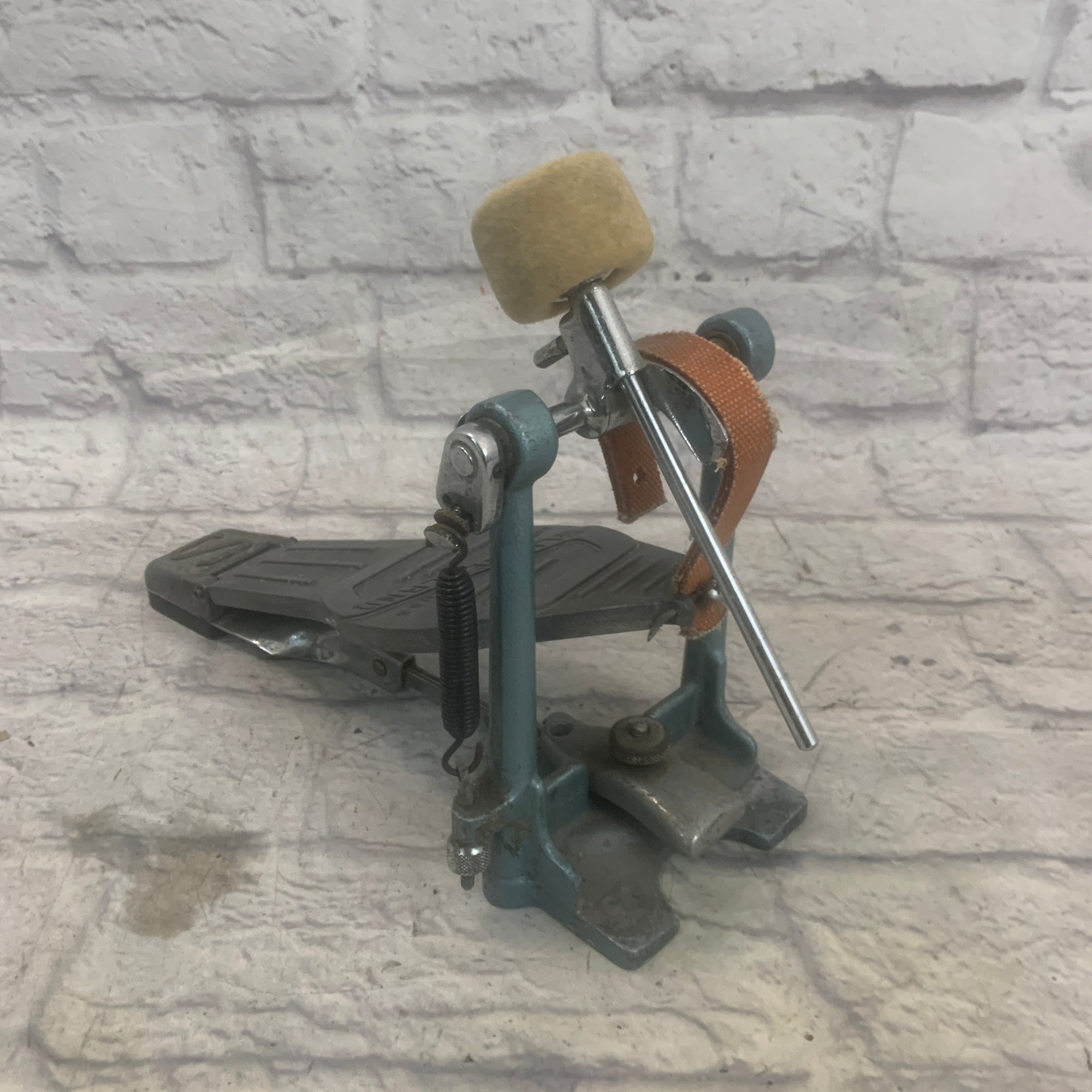 Vintage Slingerland Tempo King Kick Pedal with Belt Drive - Light Blue
