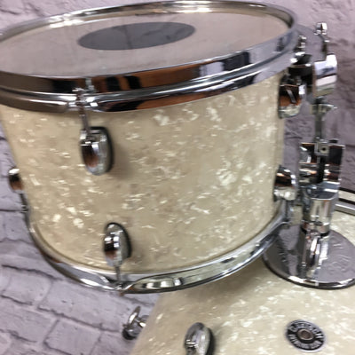 Gretsch Catalina Club 3pc Vintage Pearl Drum Set