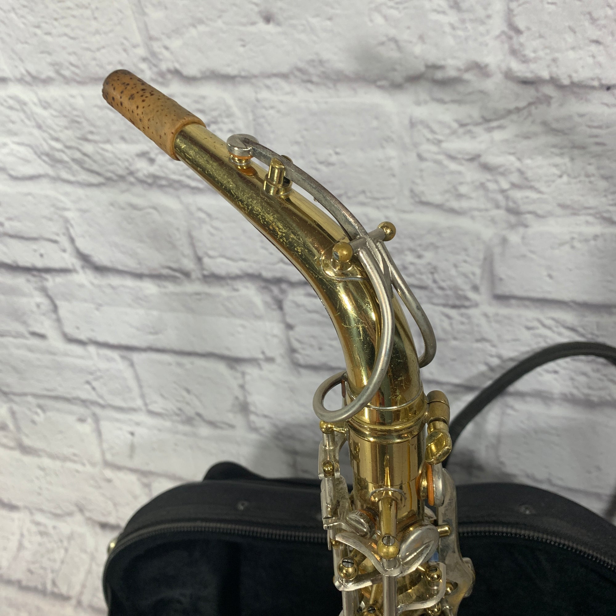 Conn Star alto Saxophones w/ soft case - Evolution Music