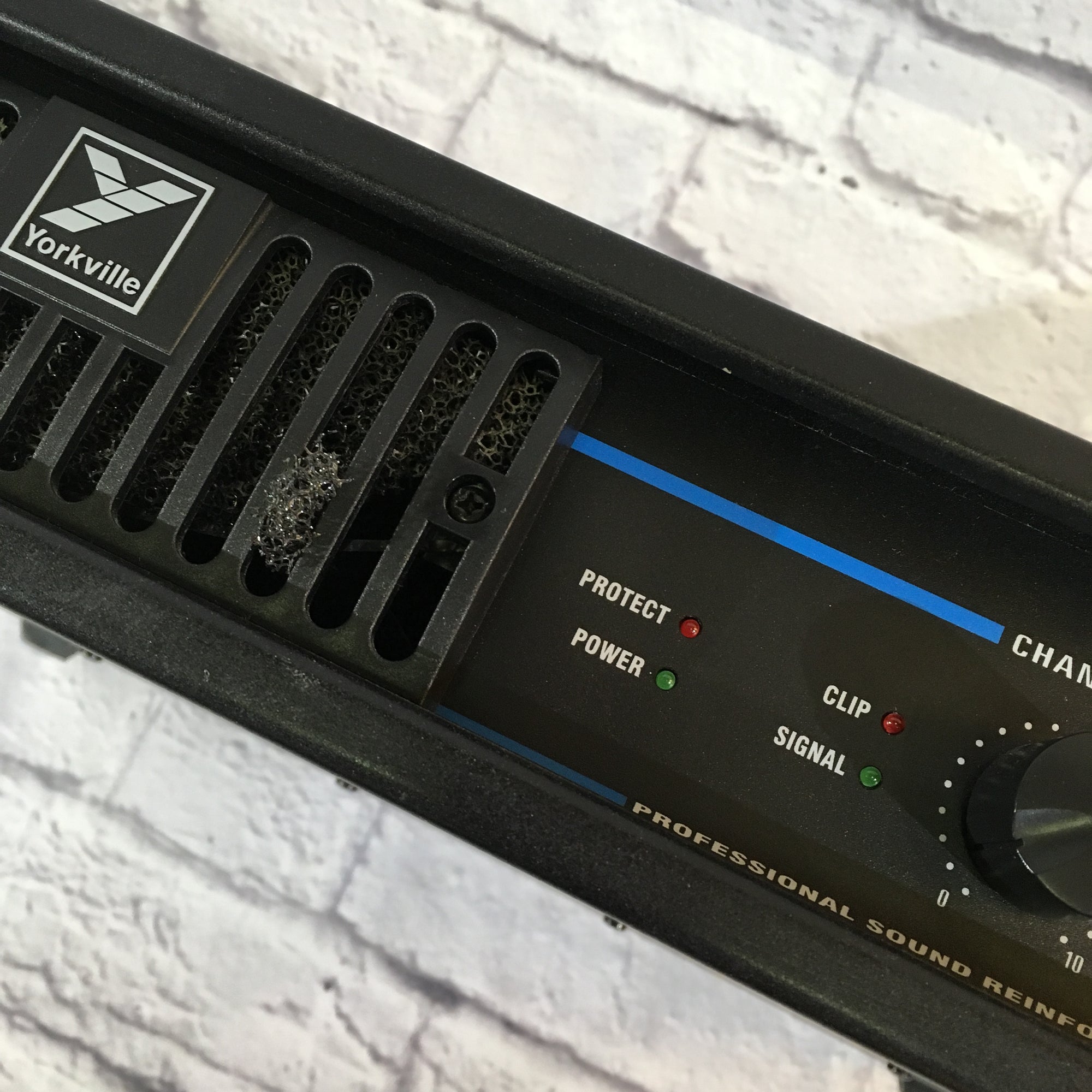 Yorkville AP1020 Power Amp