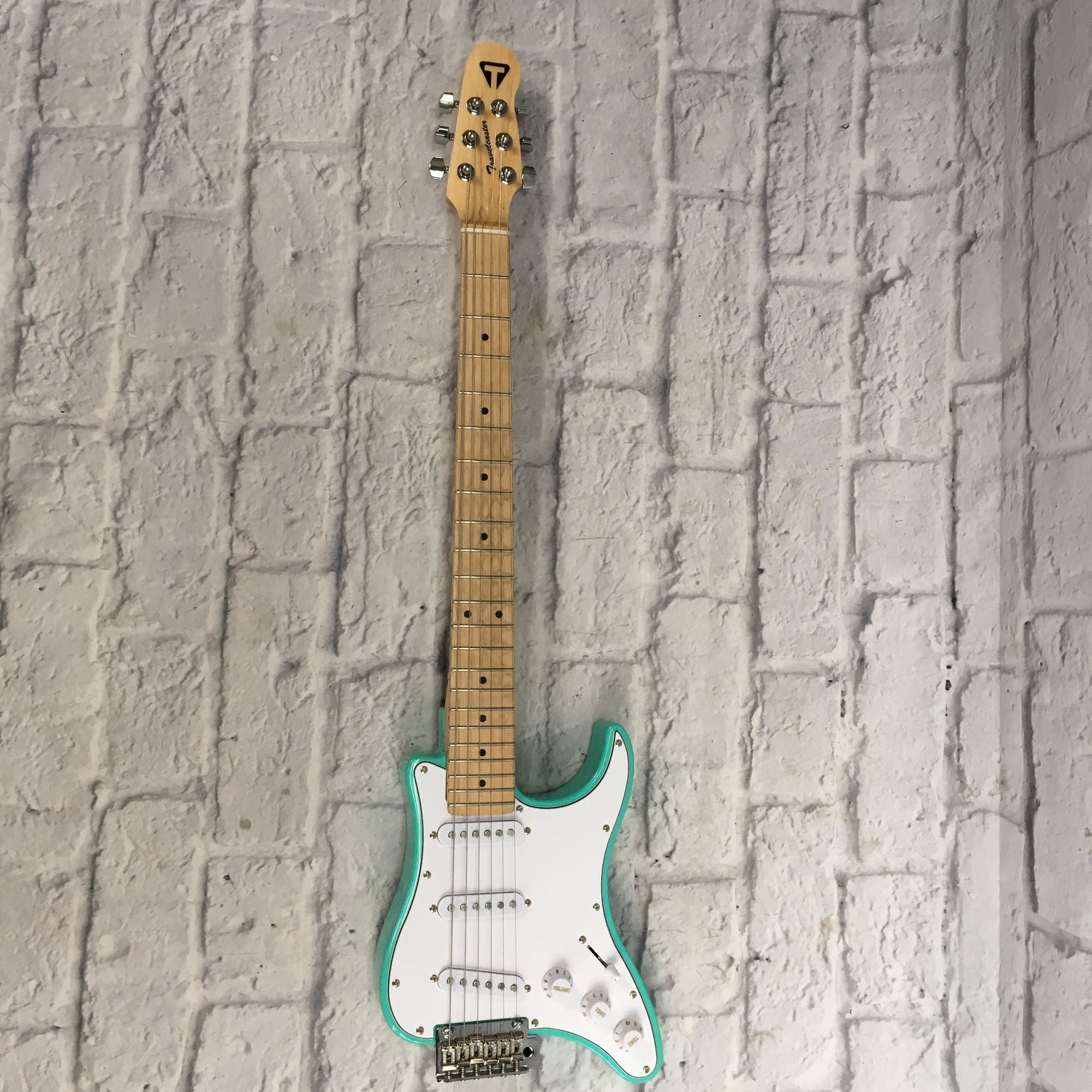 Traveler Travelcaster Deluxe Electric Guitar - Evolution Music Traveler Travelcaster Deluxe Electric Guitar - Evolution Music