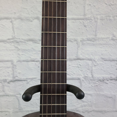 Yamaha C-40 Classical Acoustic Guitar w/ Chipboard Case