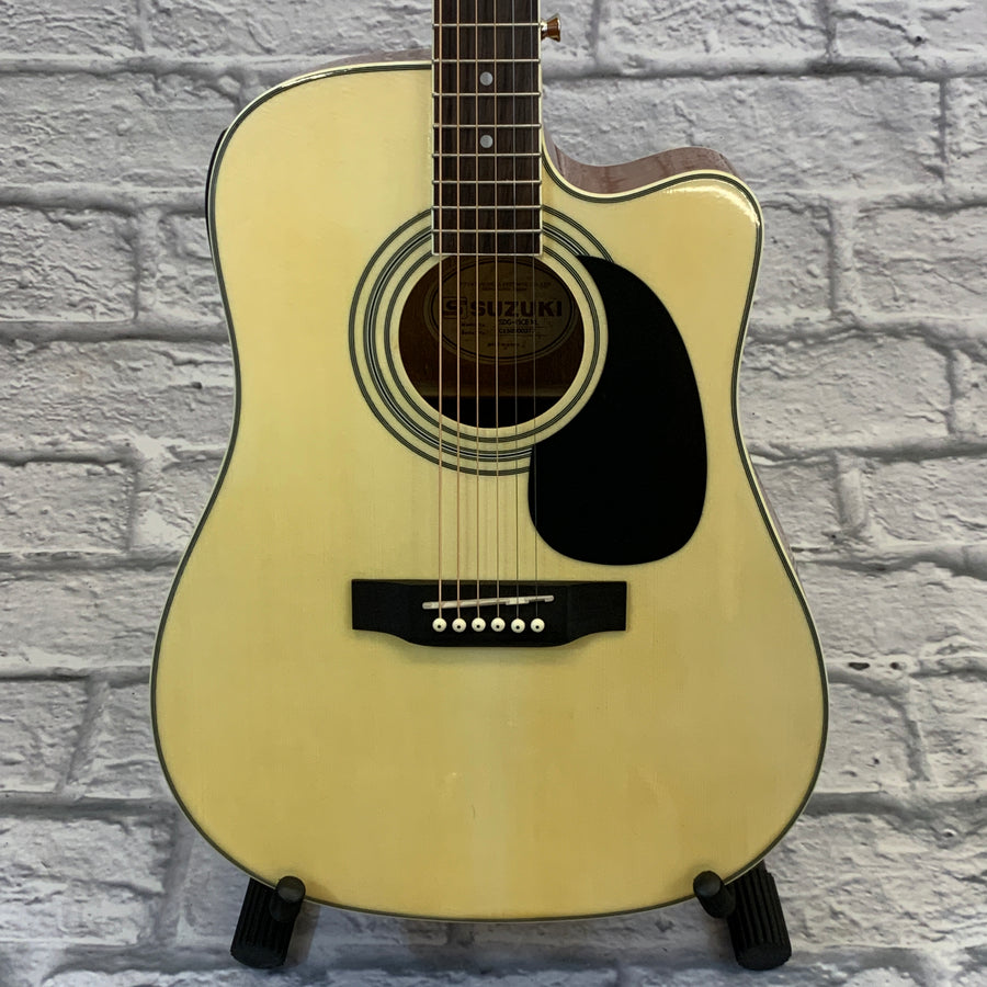Suzuki SDG-45CE Acoustic/Electric Cutaway Natural