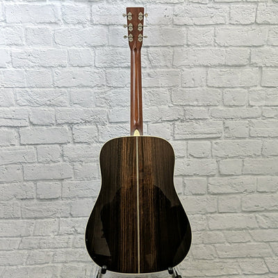 Martin HD-28V Acoustic Guitar with Martin Case 2014
