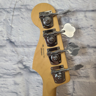 Fender Deluxe Active P Bass Special Electric Bass Guitar, 3 Color Sunburst and Maple Fretboard W/Bag