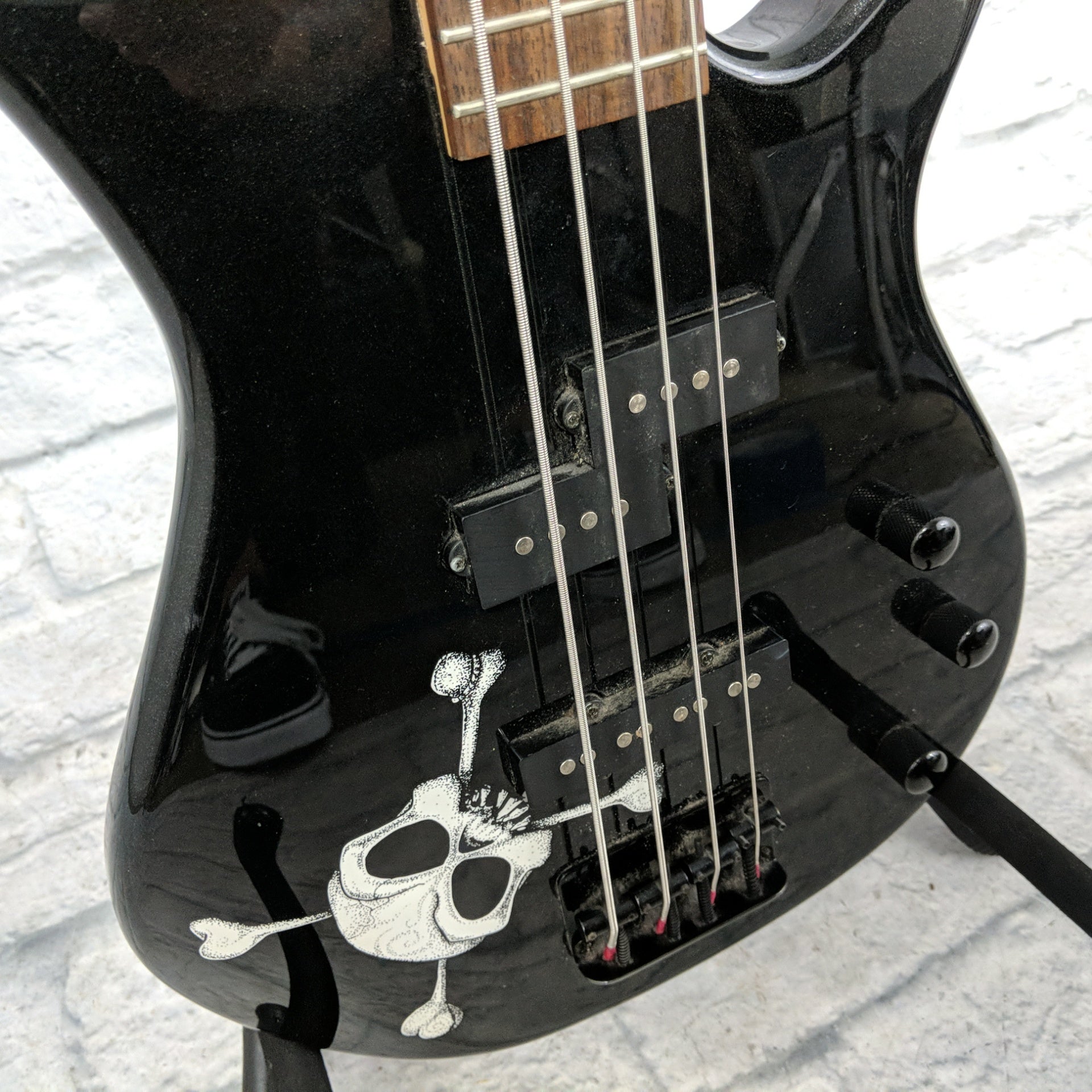 Squier MB-4 Bass Guitar