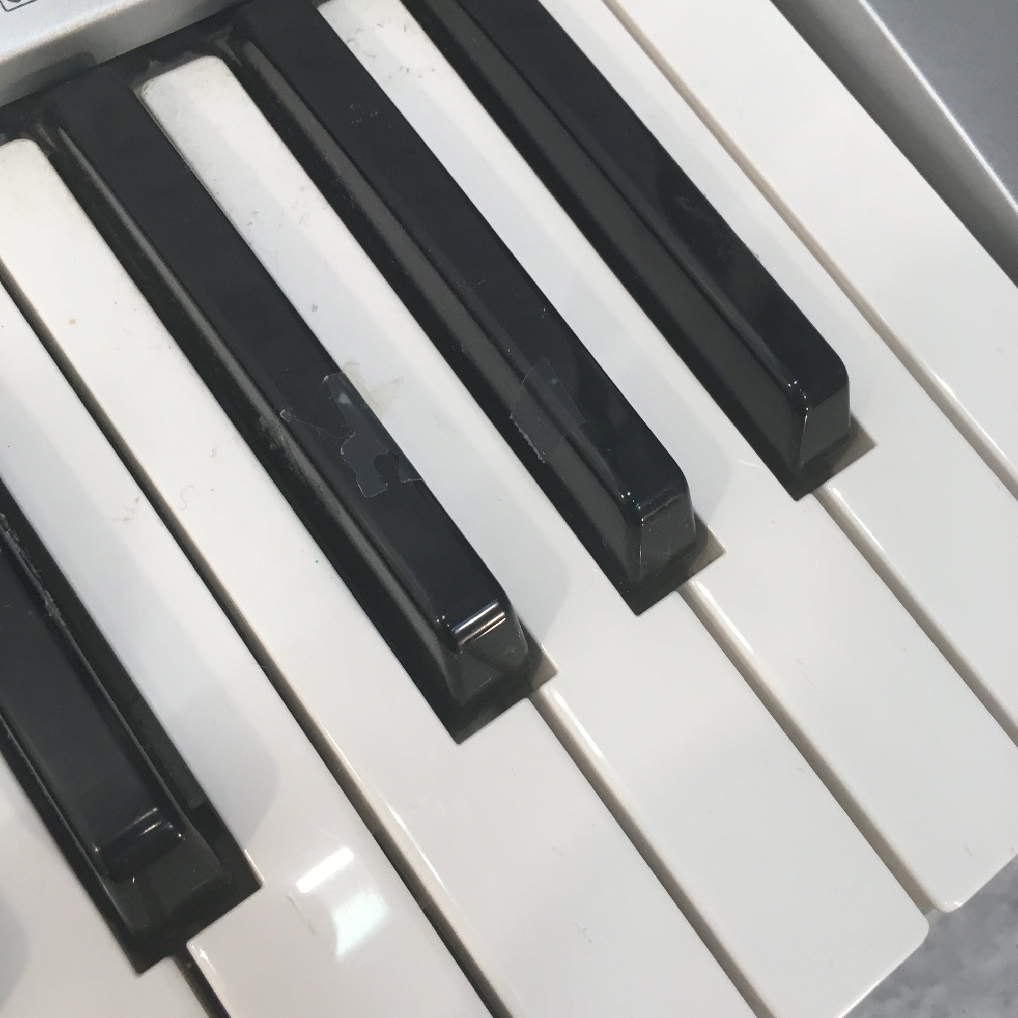 Yamaha Portatone Electronic Keyboard