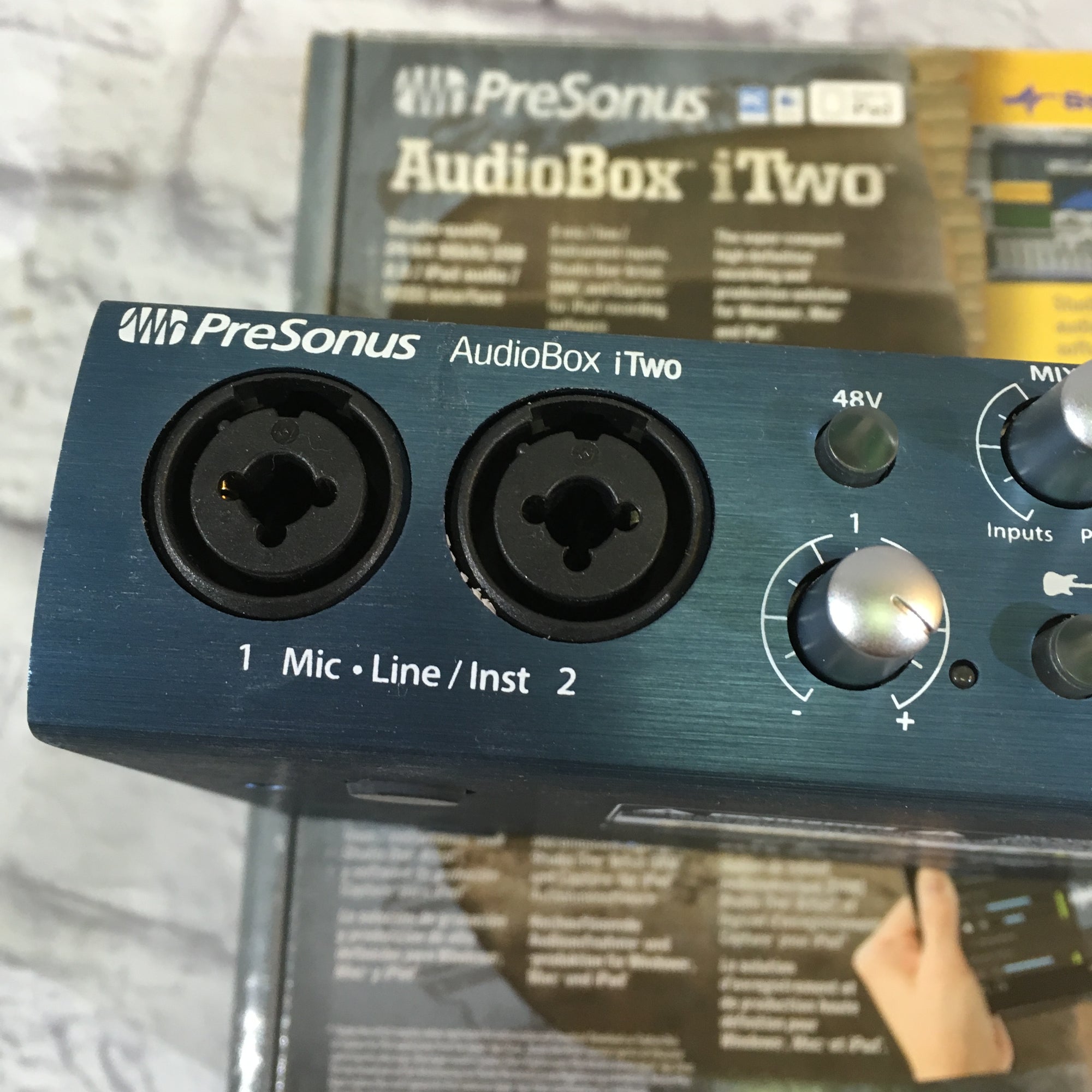 Presonus Audiobox iTwo Interface w/USB Cable