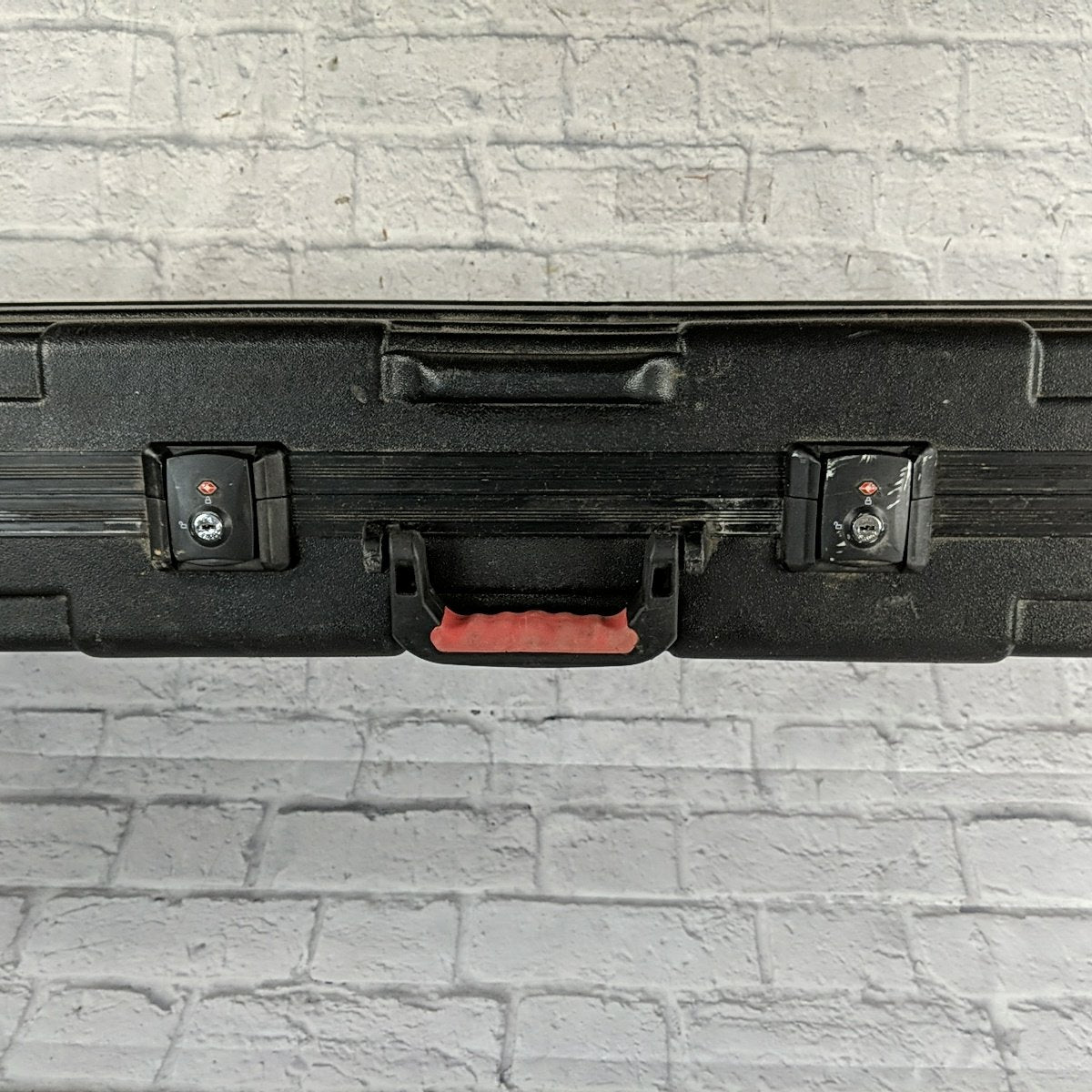 Gator 76-Key TSA Molded Keyboard Case with Rollers and Foam Inserts