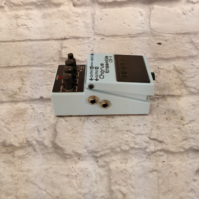Boss CE-5 Chorus Ensemble Guitar Pedal