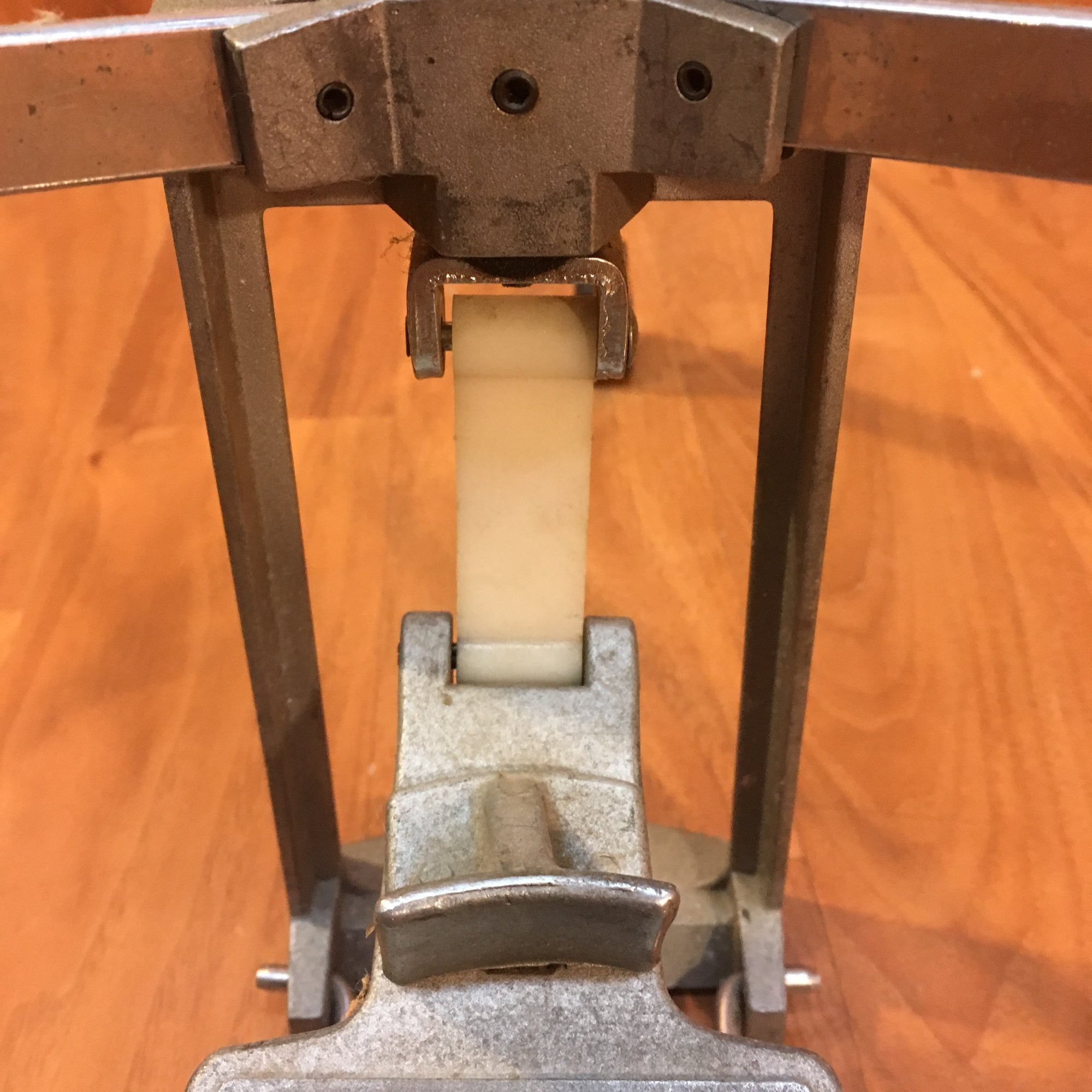 Vintage Pearl Single Braced Hi Hat Stand with Clutch