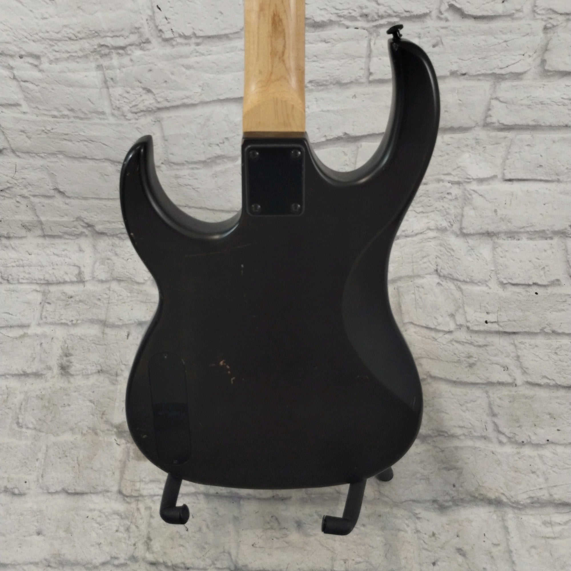 Dean Edge 4 String Bass Guitar