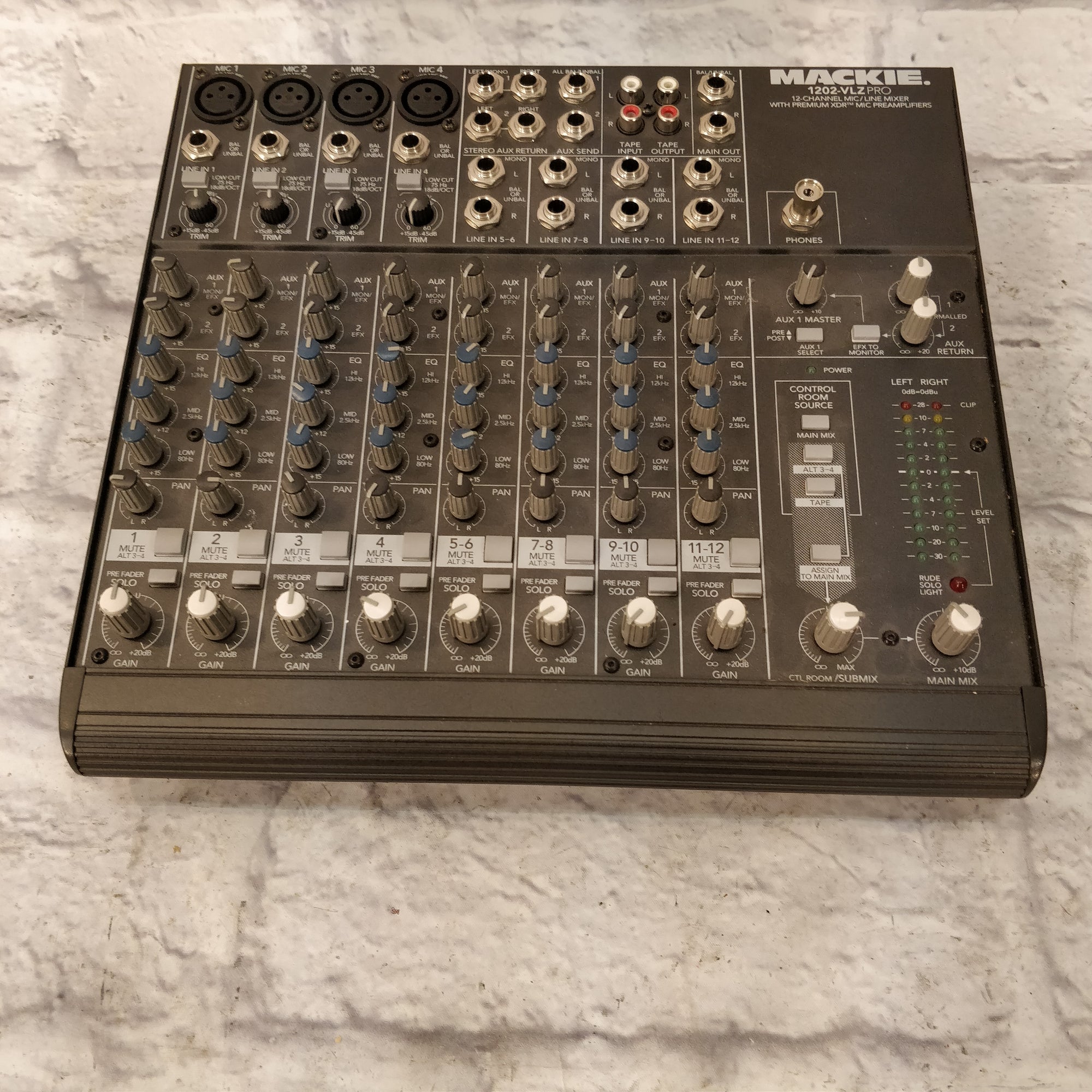 Mackie 1202-VLZ Pro - Evolution Music