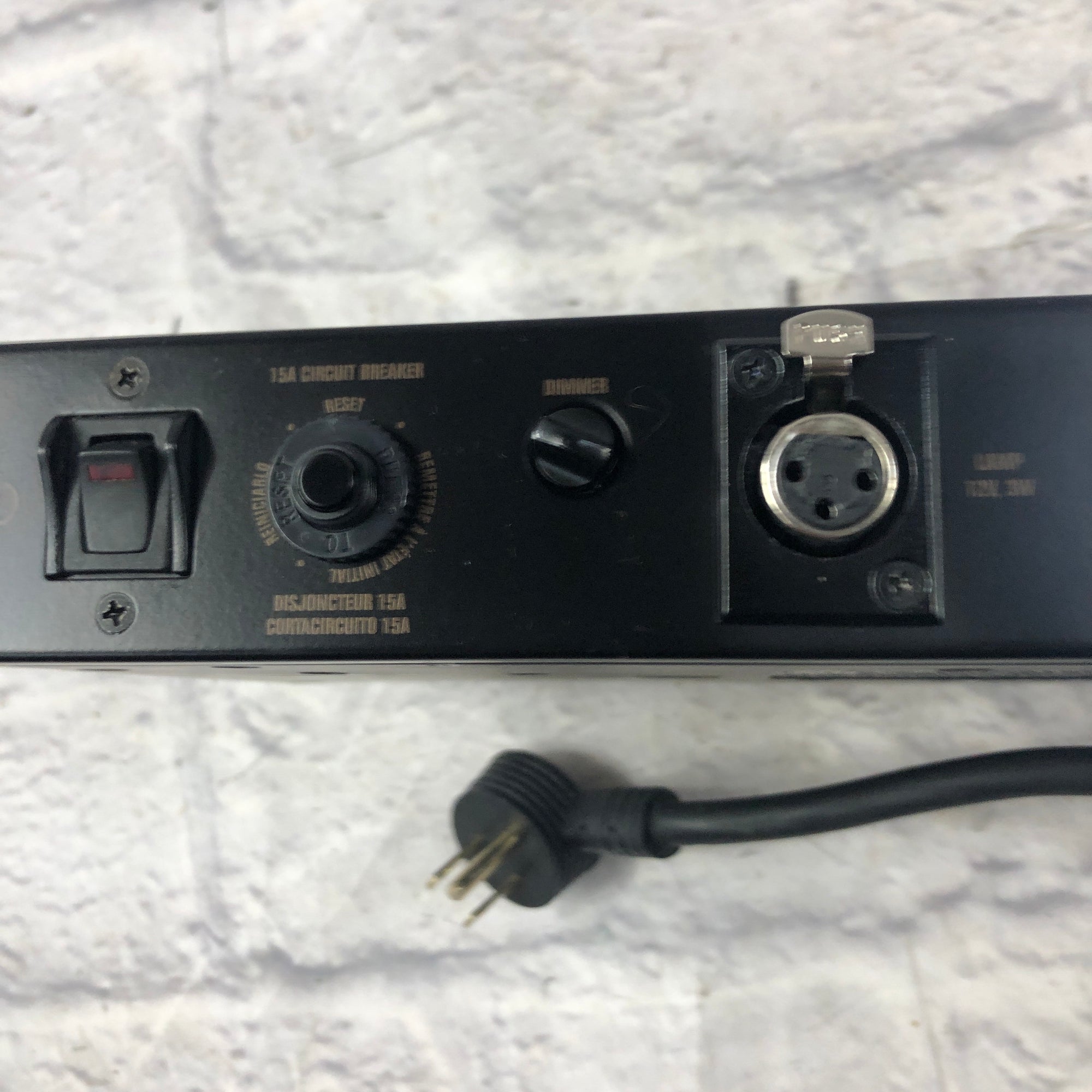 Monster Professional Power Center 900 Power Conditioner