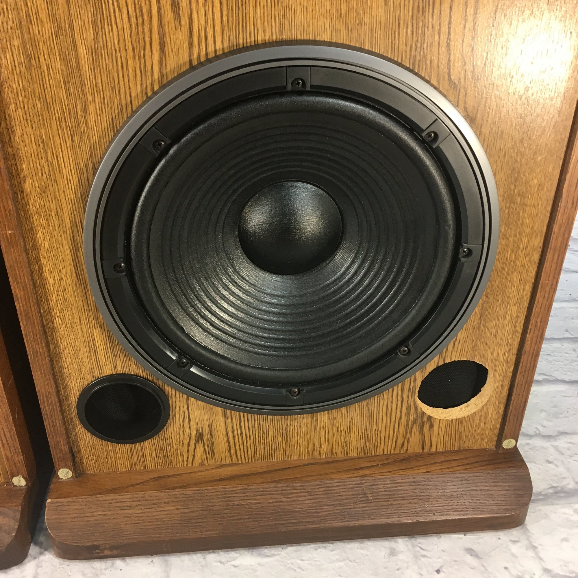 1980's Sanyo AVS600 Home Audio Speakers Pair
