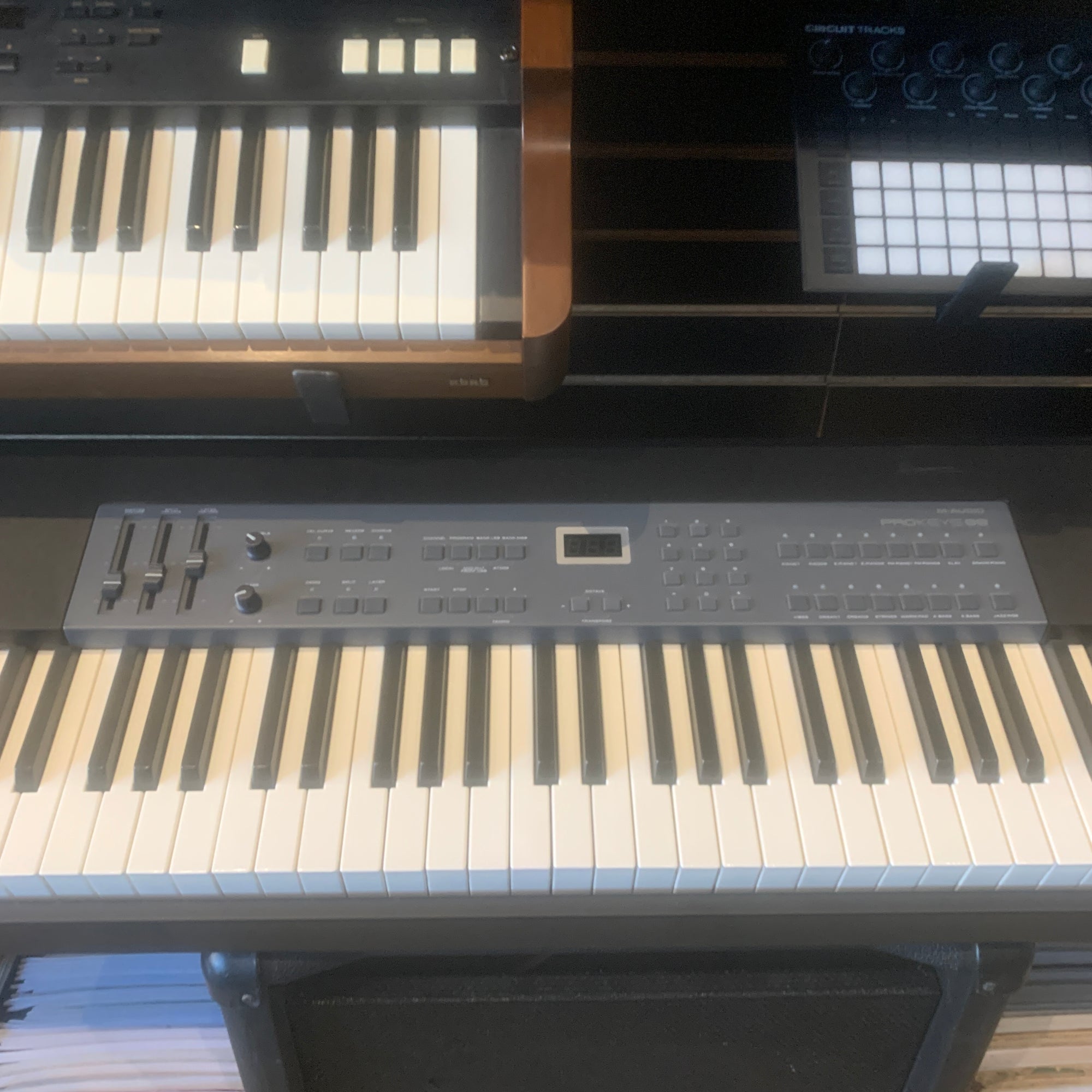 M Audio Prokeys 88  Digital Piano