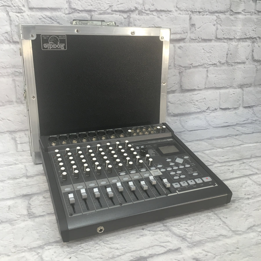 Korg D888 Digital Recording Studio w Flight Case