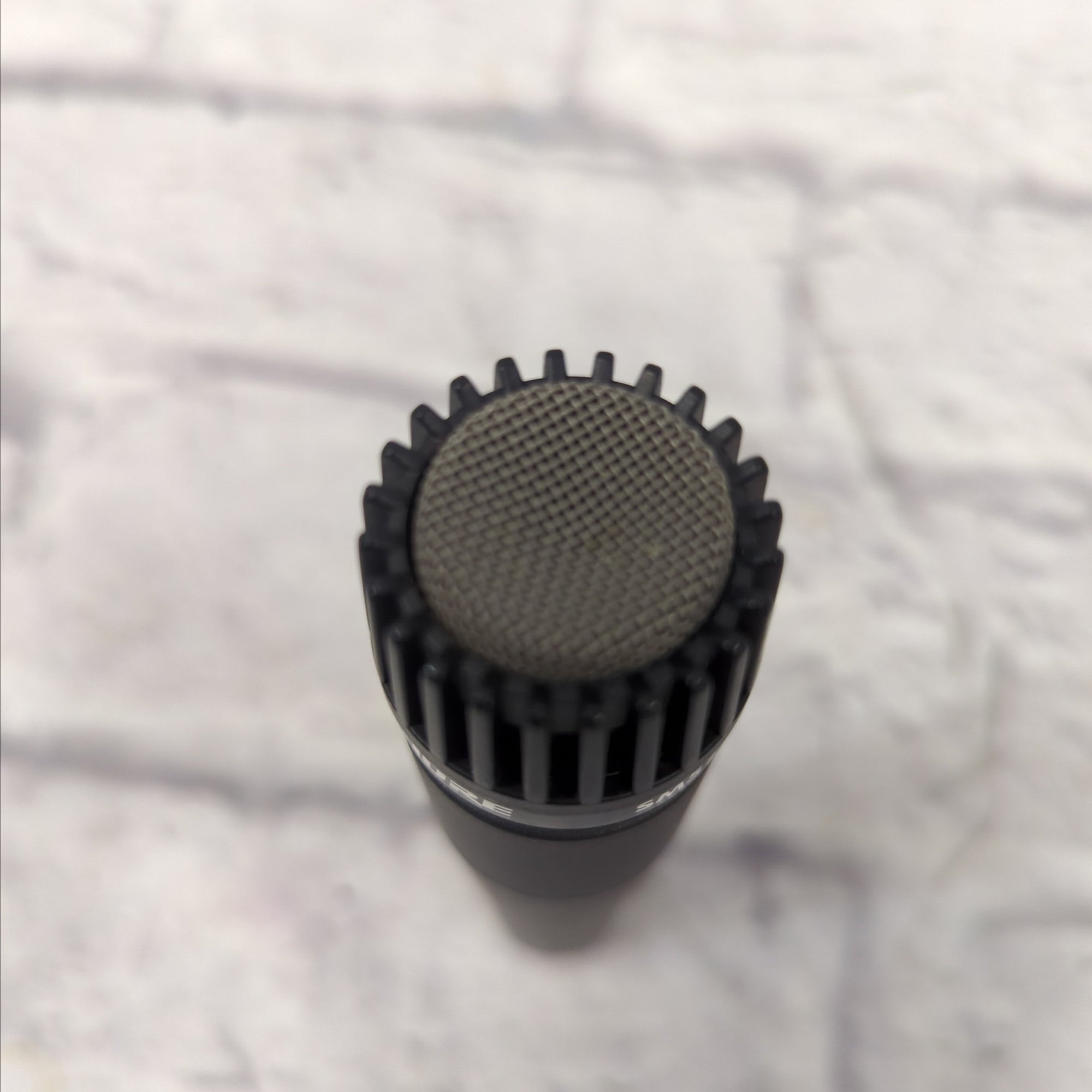 Shure SM57 Dynamic Microphone