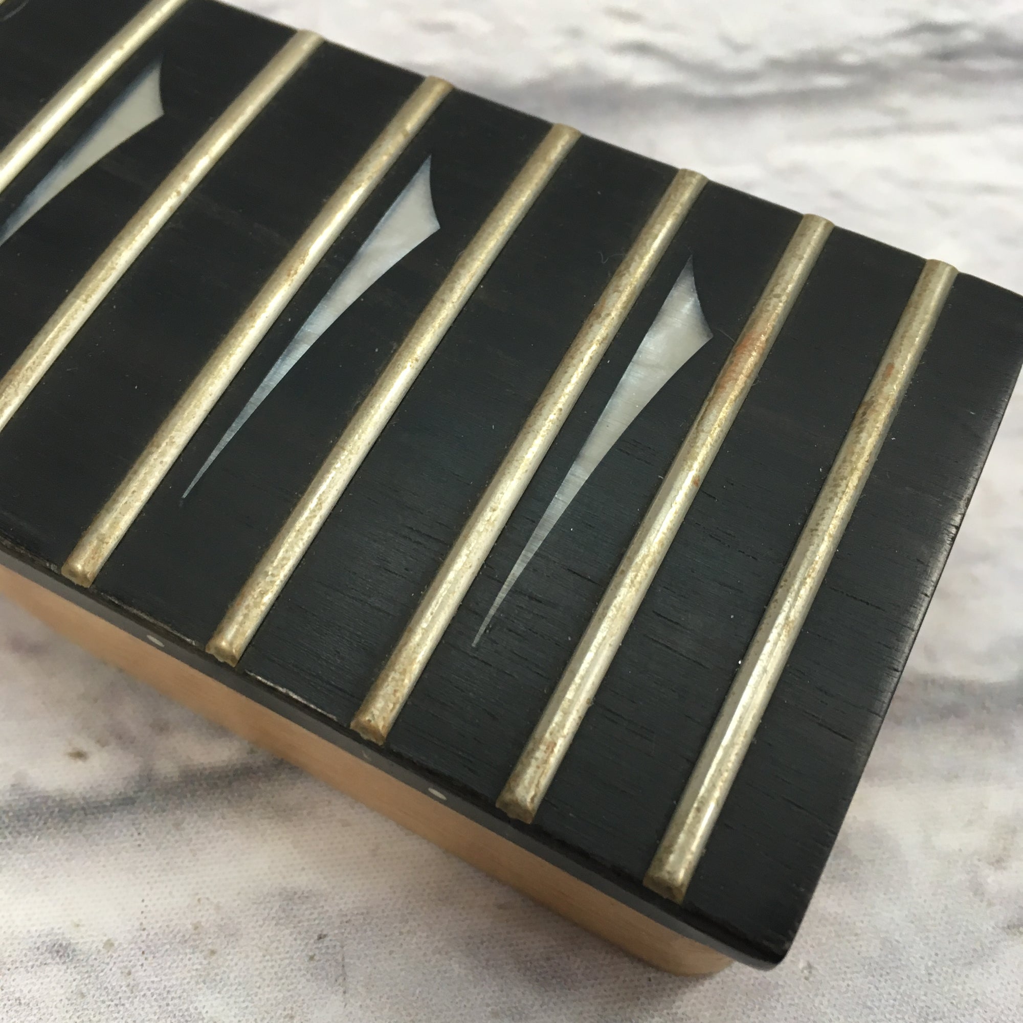 Kramer Electric Guitar Neck missing locking nut