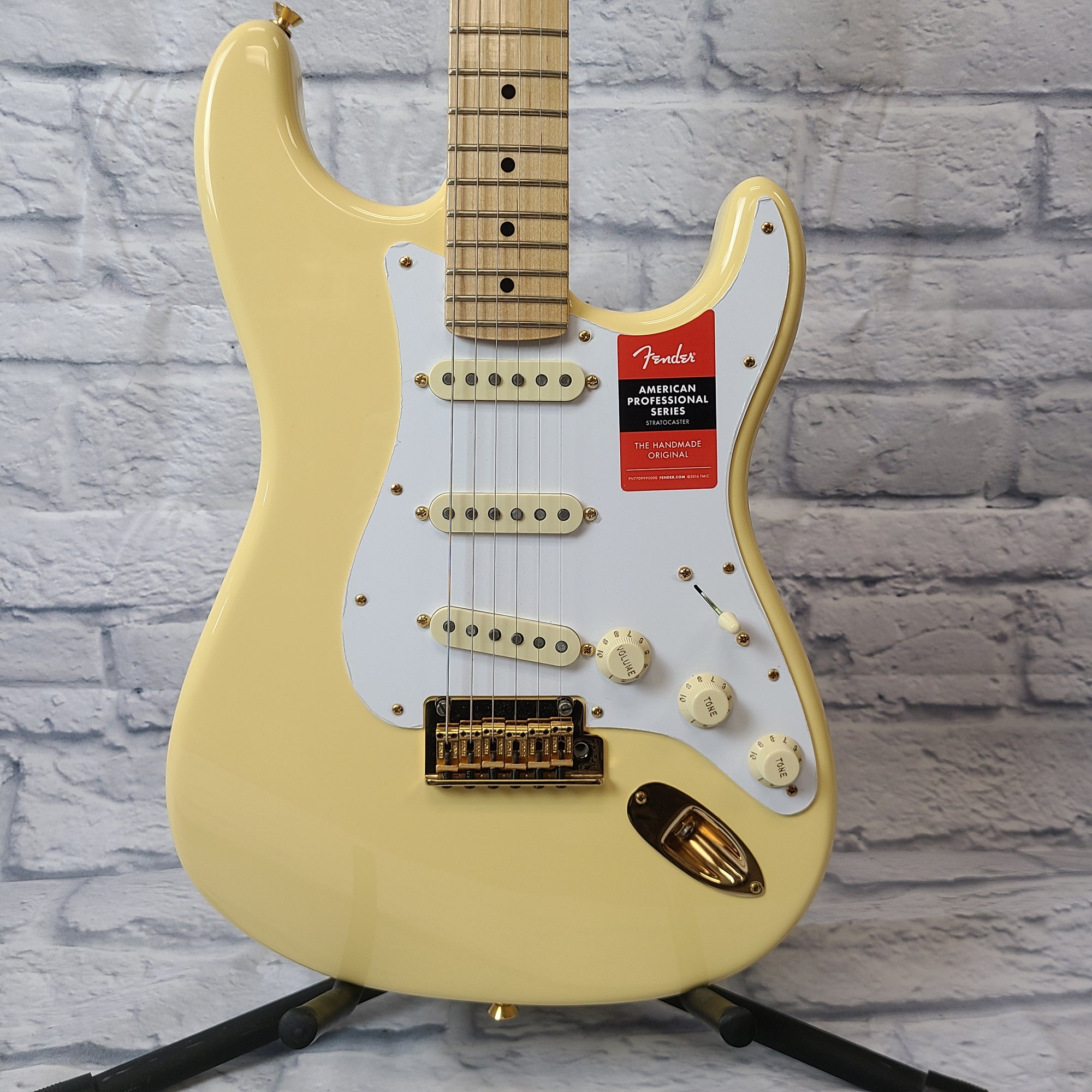ギター Fender USA Stratocaster Limited Edition 2018 Fender Stratocaster: Buy Now at The Music Emporium