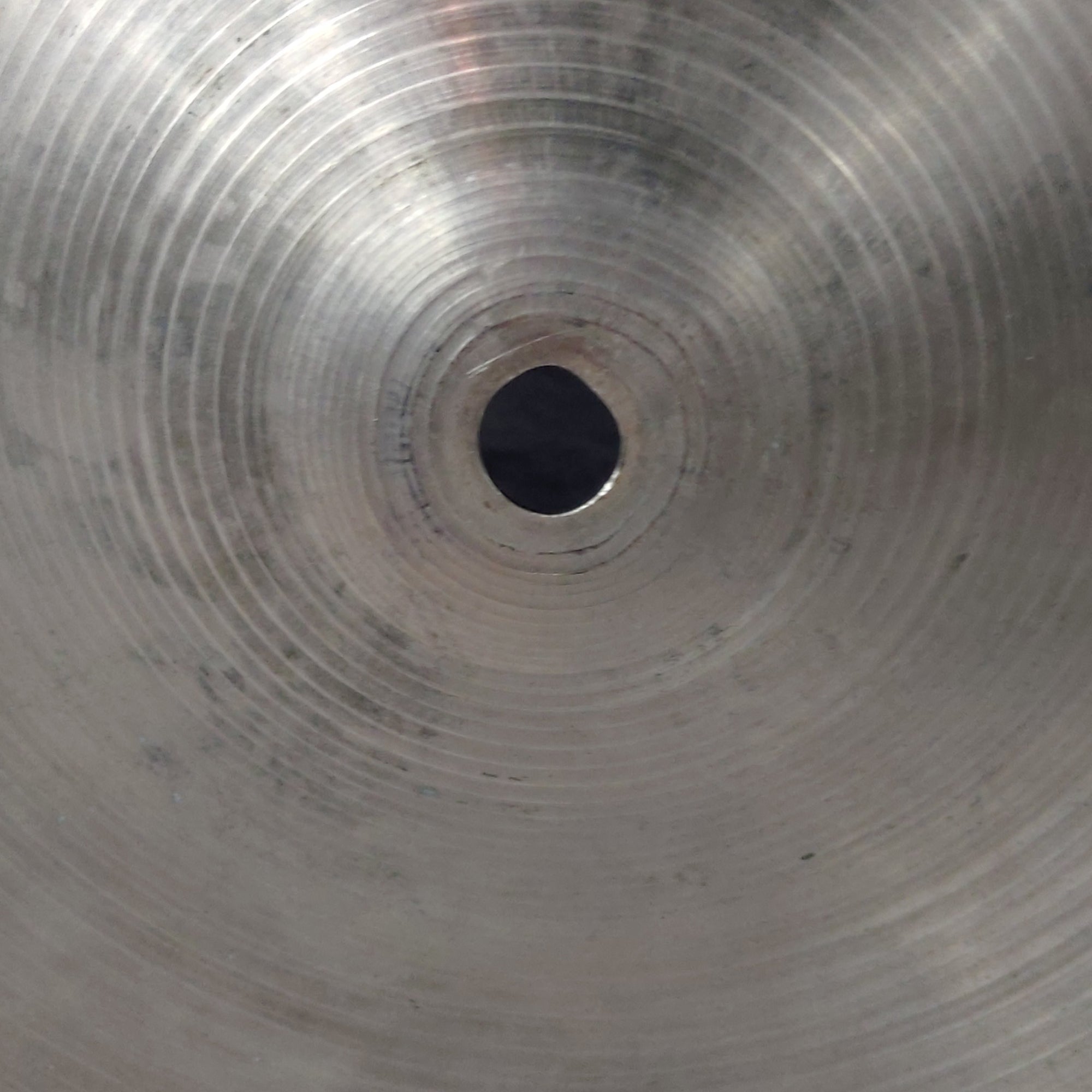 Zildjian Avedis 1500g 18 Crash Cymbal