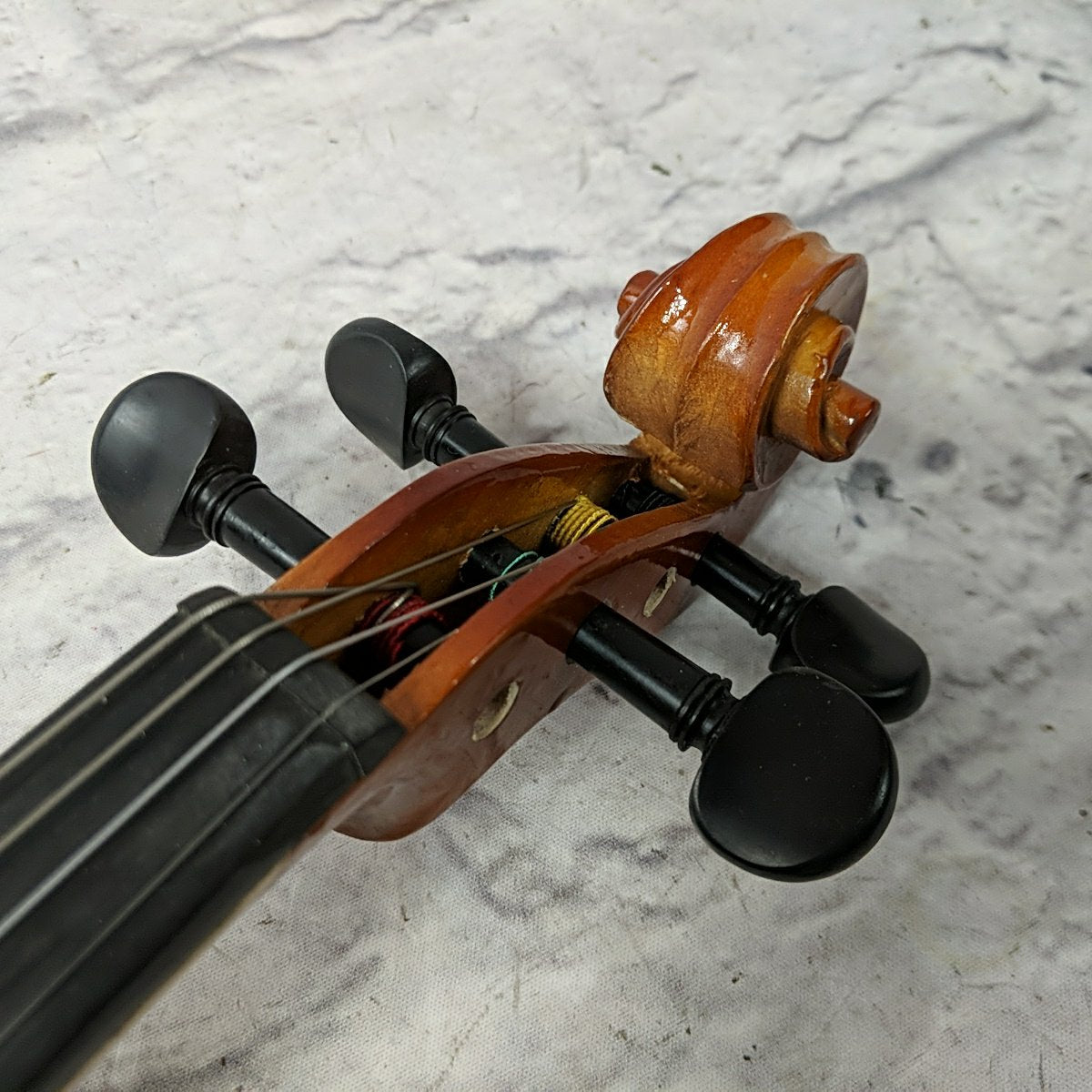 Pantanei Full Size 4/4 Student Violin w/case and bow