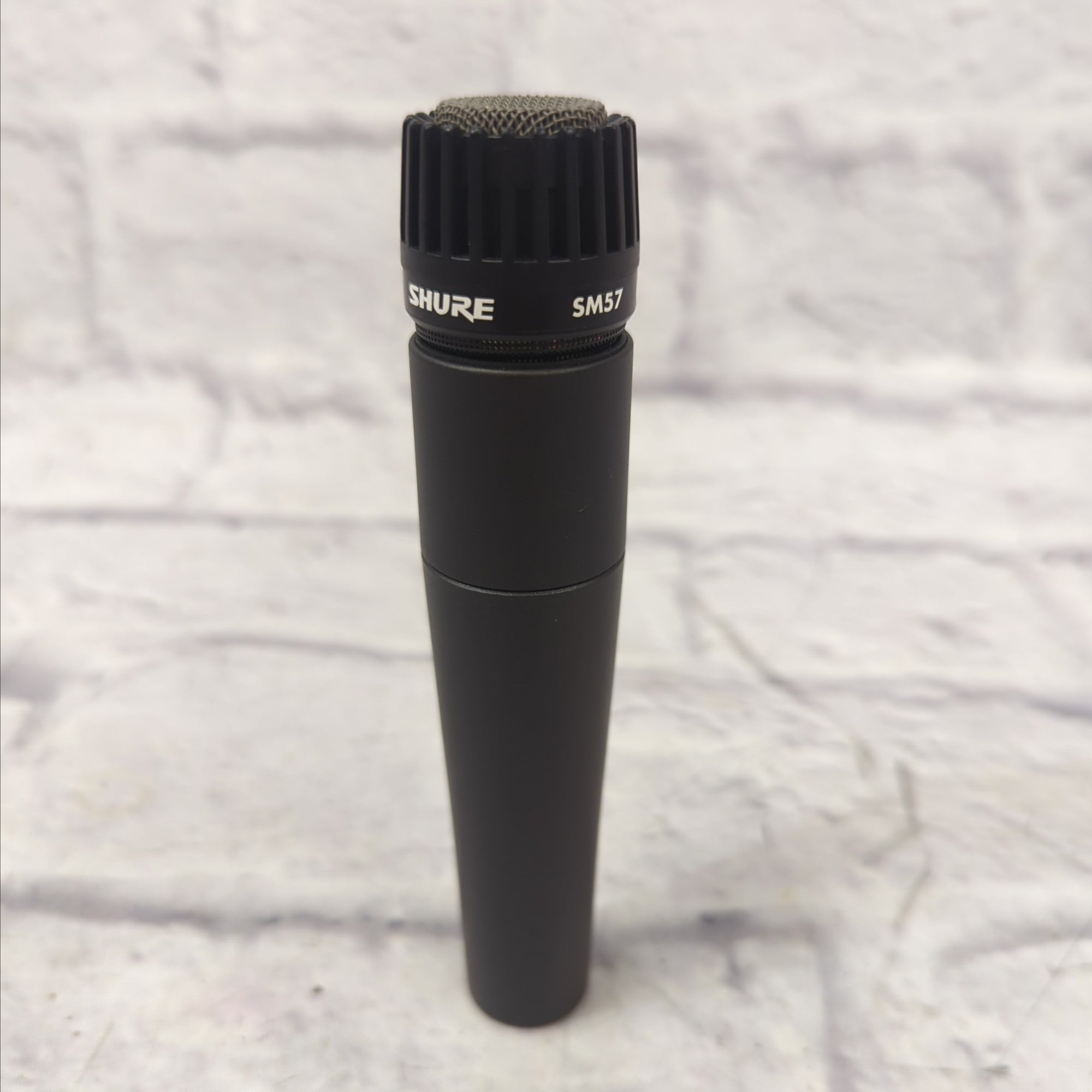 Shure SM57 Dynamic Microphone