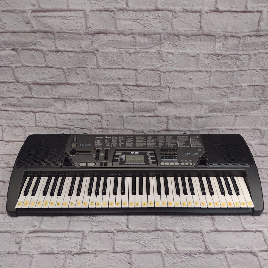 Casio CTK-700 61-Key Electronic Keyboard