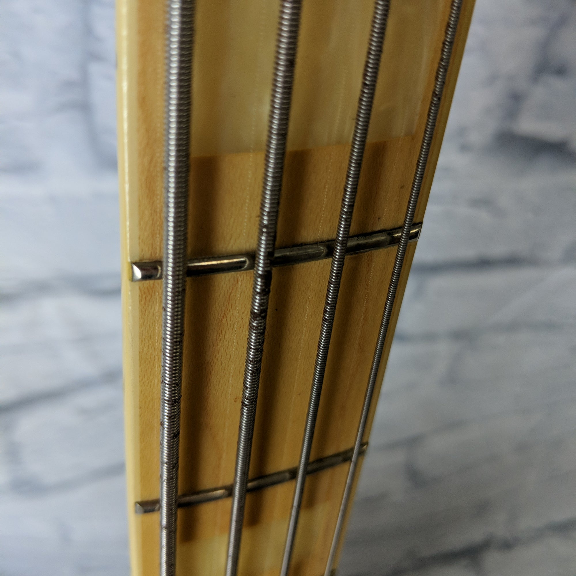 Fender Jazz Bass 2004 w/gig bag R084793