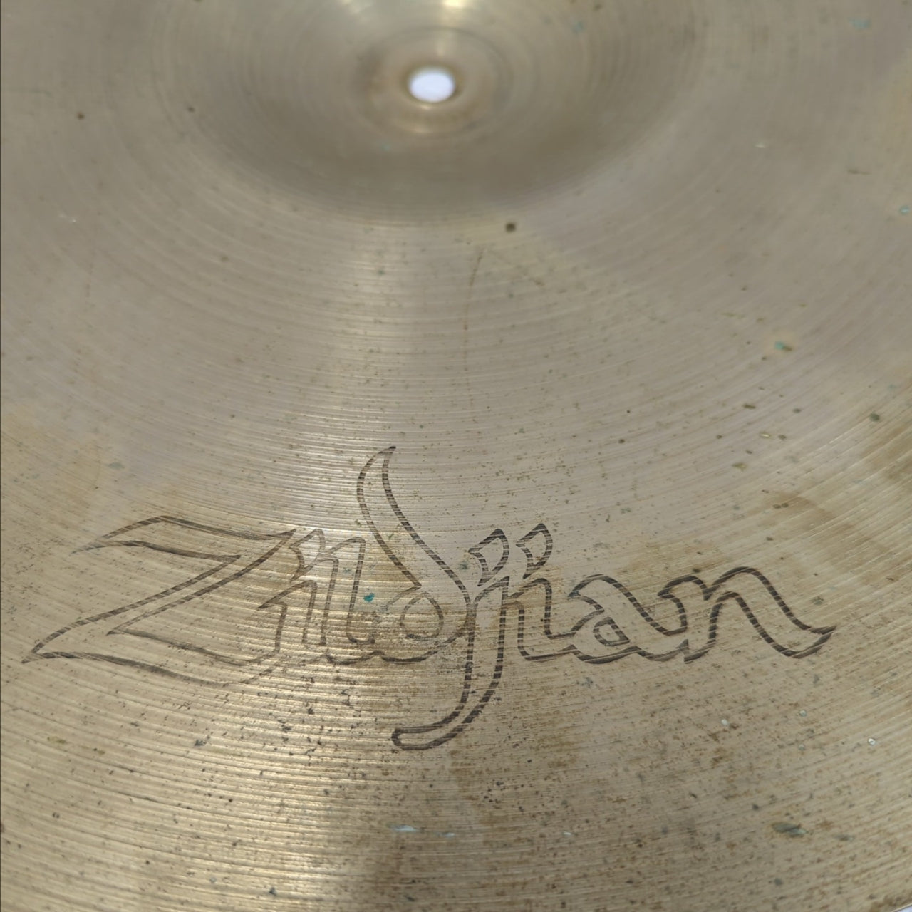 Zildjian 18 Ride Cymbal Hollow Logo
