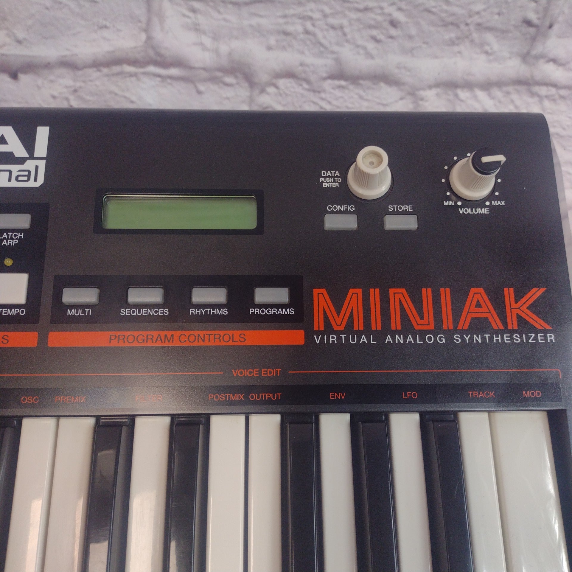 Akai Miniak Analog Synth