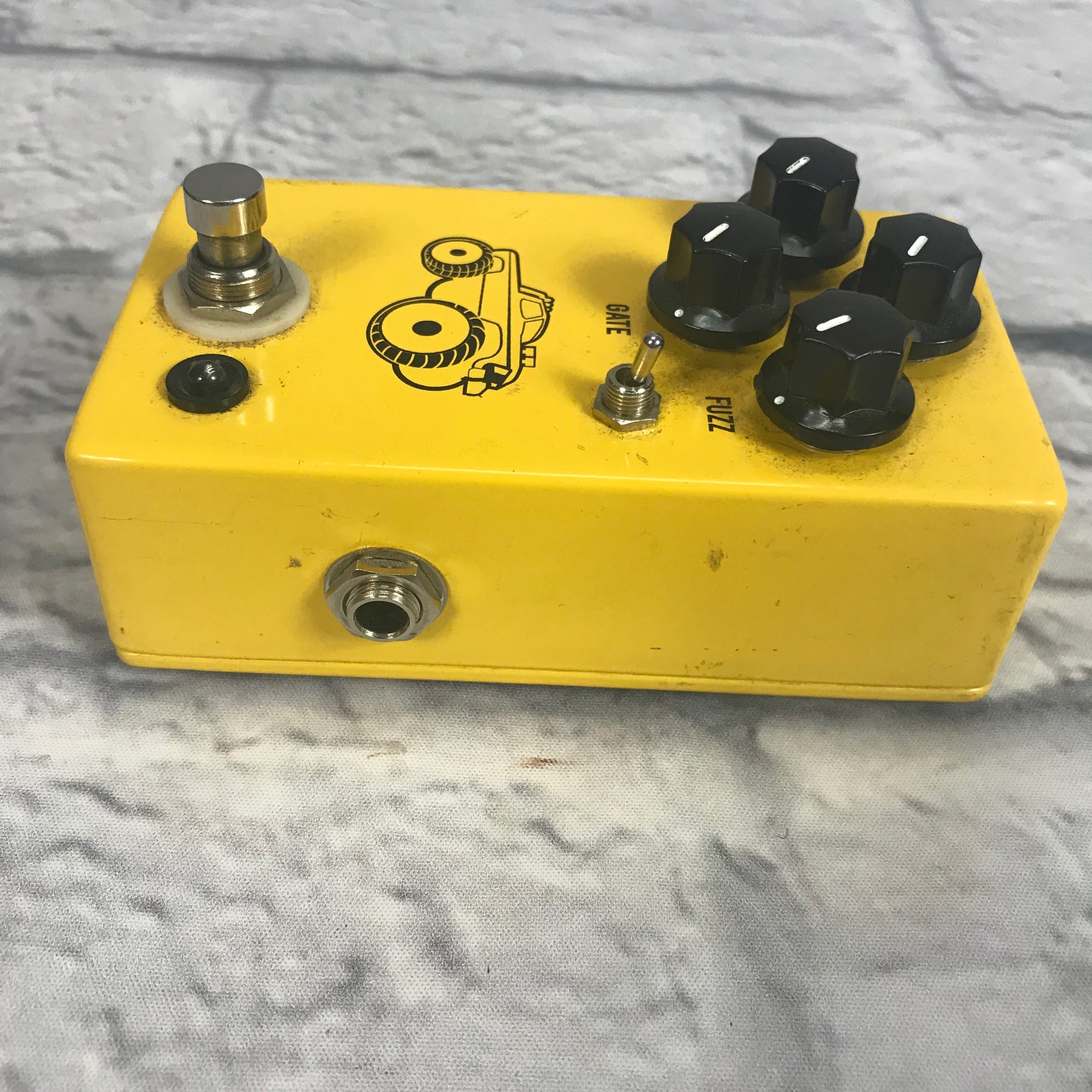 JHS Pedals 4 Wheeler Bass Fuzz (demo) - YouTube