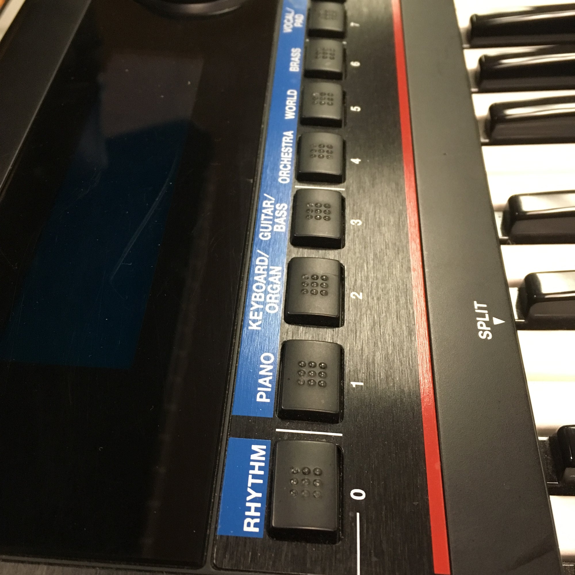 Roland Juno DI Synthesizer w/ bag and pwr supply