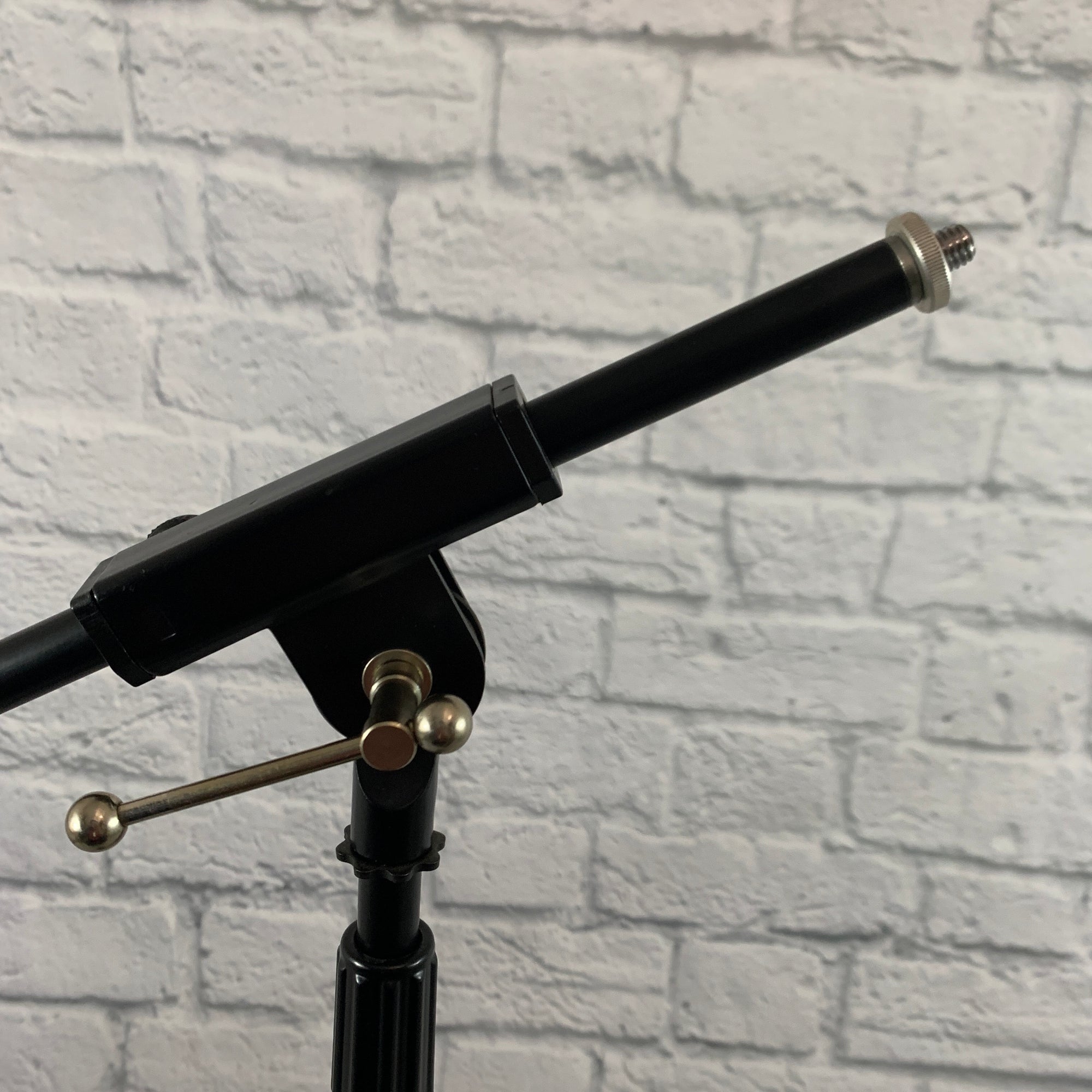 Proline Pedestal Base Boom Mic Stand