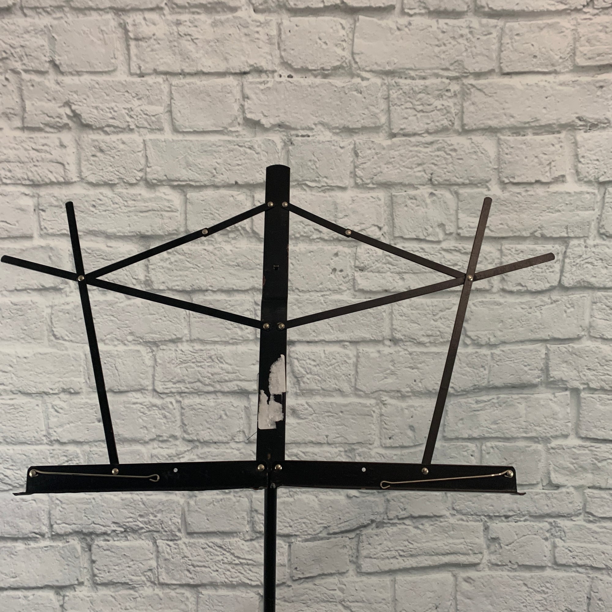Unknown Music Stand