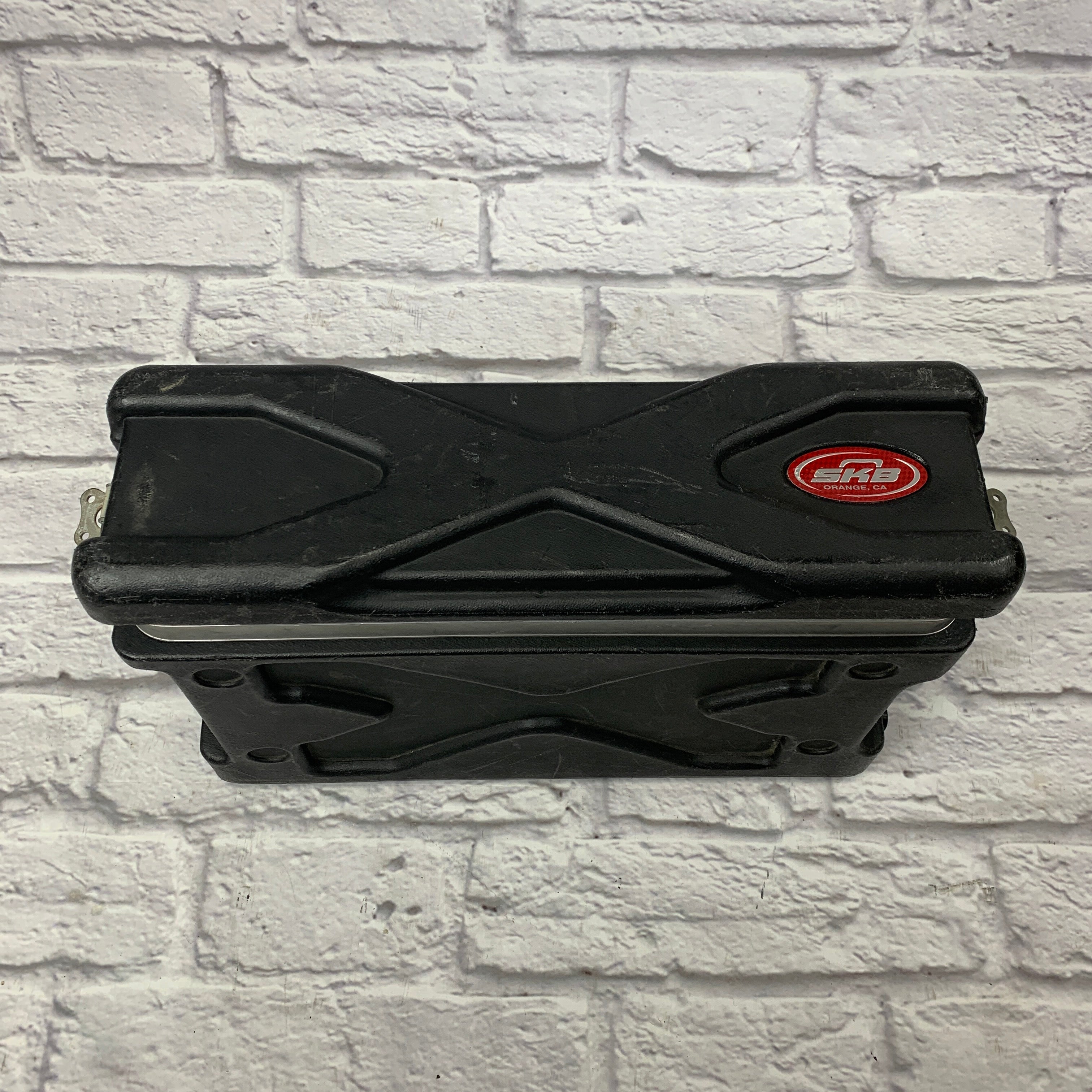 SKB 2U Roto-Molded Shallow Rack Case - Evolution Music