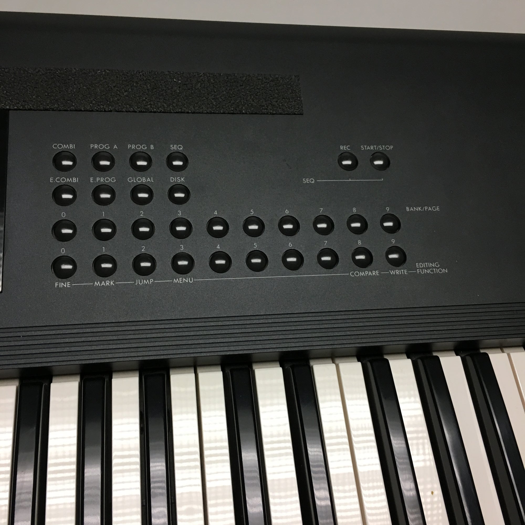 Korg T2 Music Workstation Keyboard