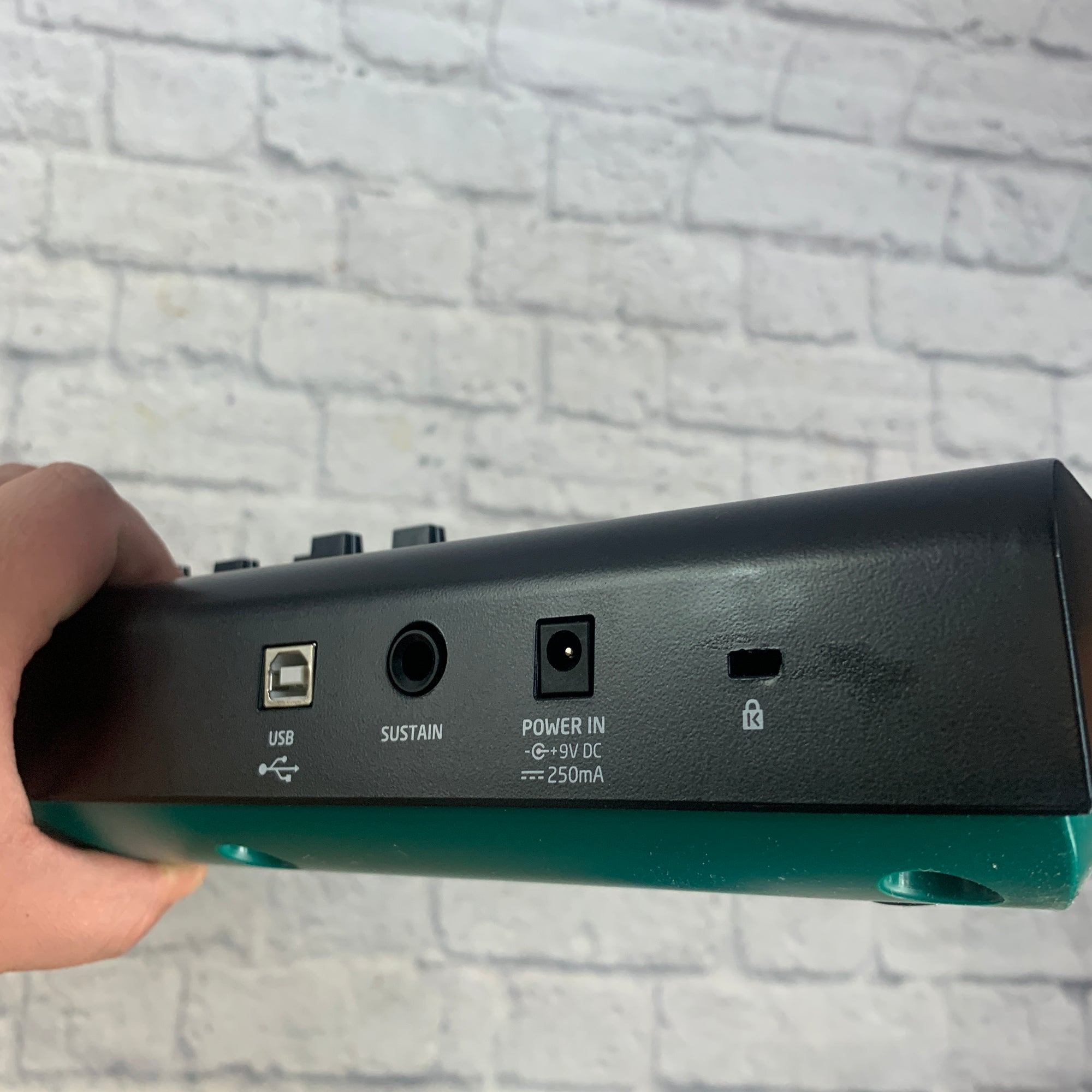 Novation Launch Key 61 MKii