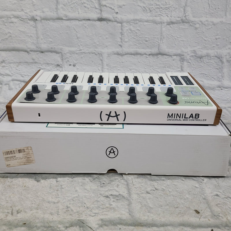 Arturia Minilab Universal Midi Controller Controller - Evolution Music