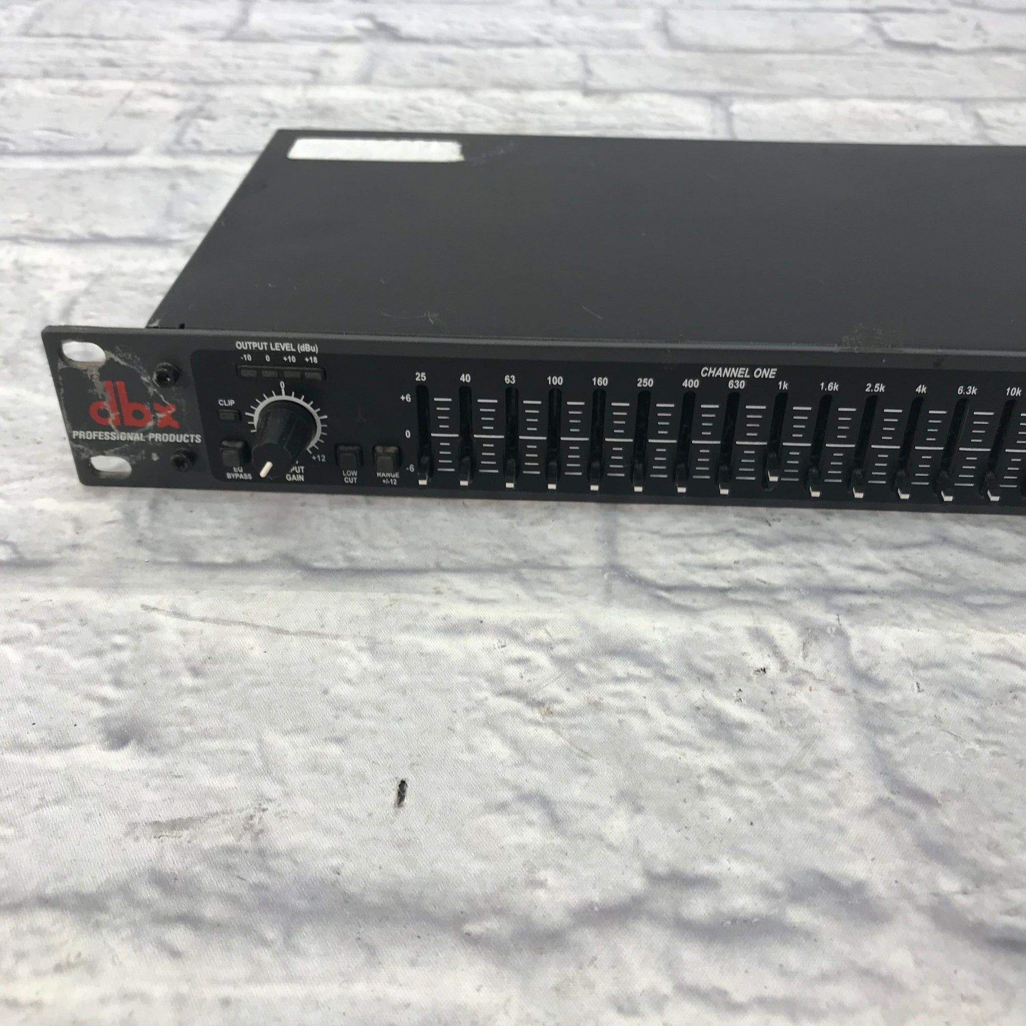 DBX 215 Dual 15-Band Graphic Equalizer