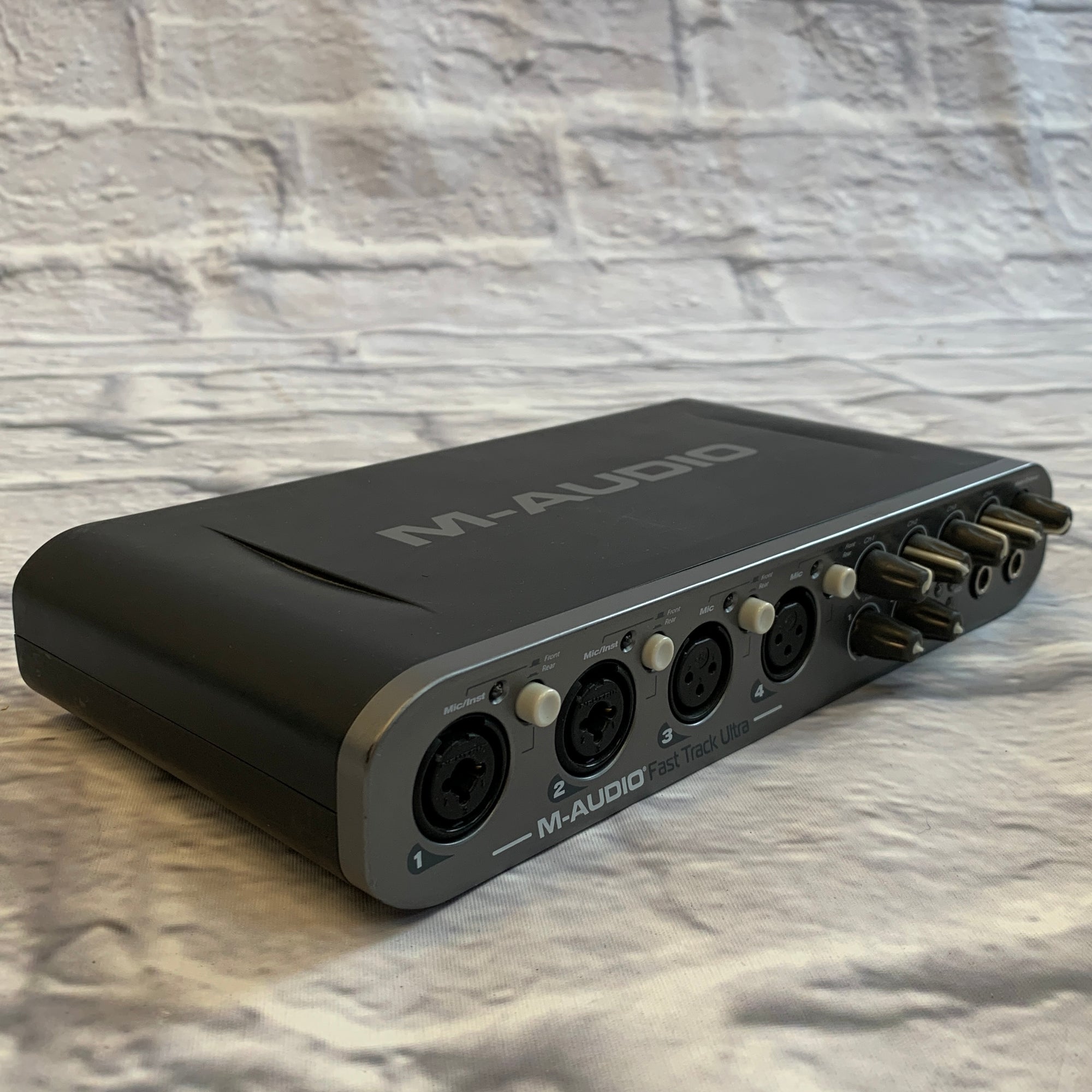 M-Audio Fast Track Ultra Interface