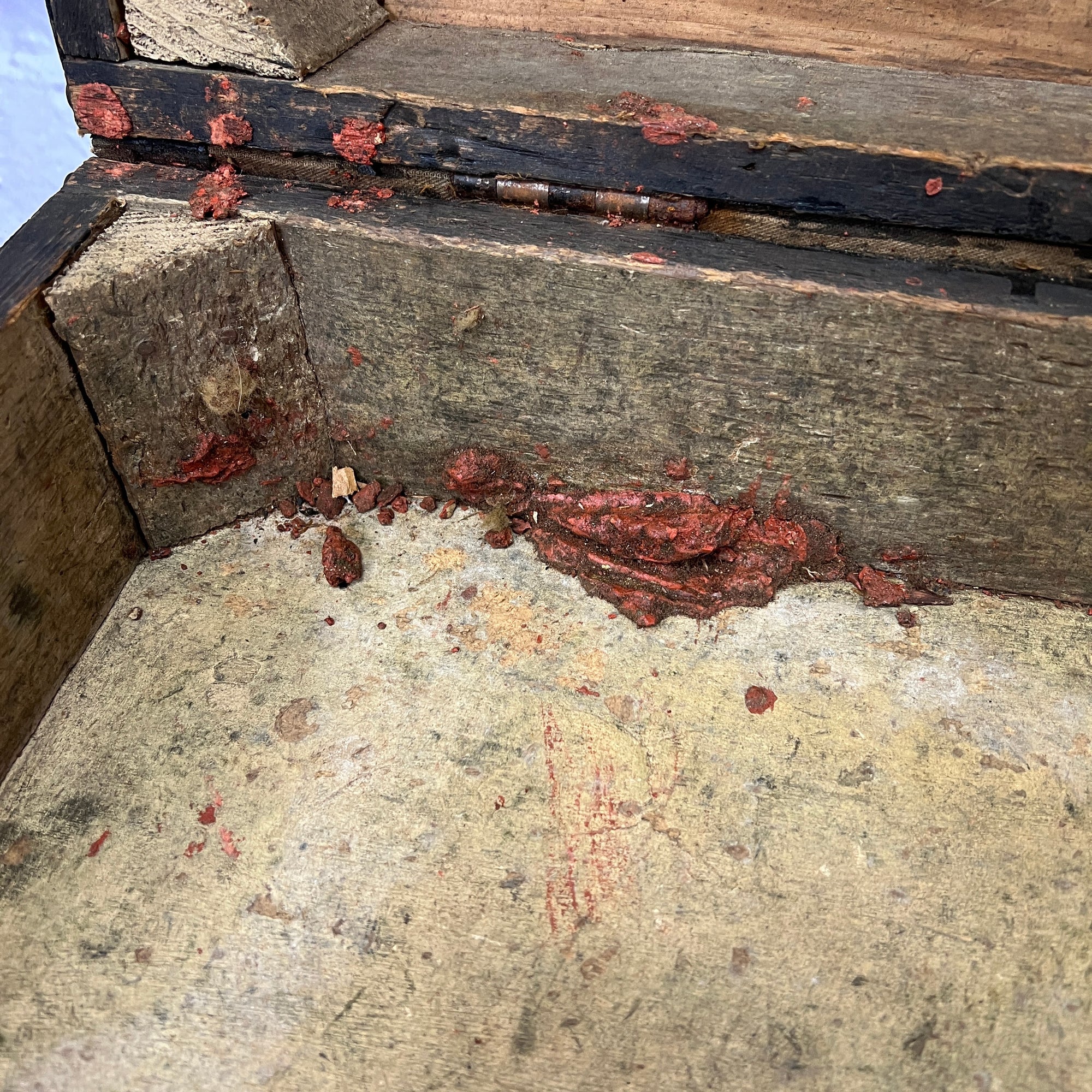 Unknown Vintage Wooden "Tiny" Trap Case