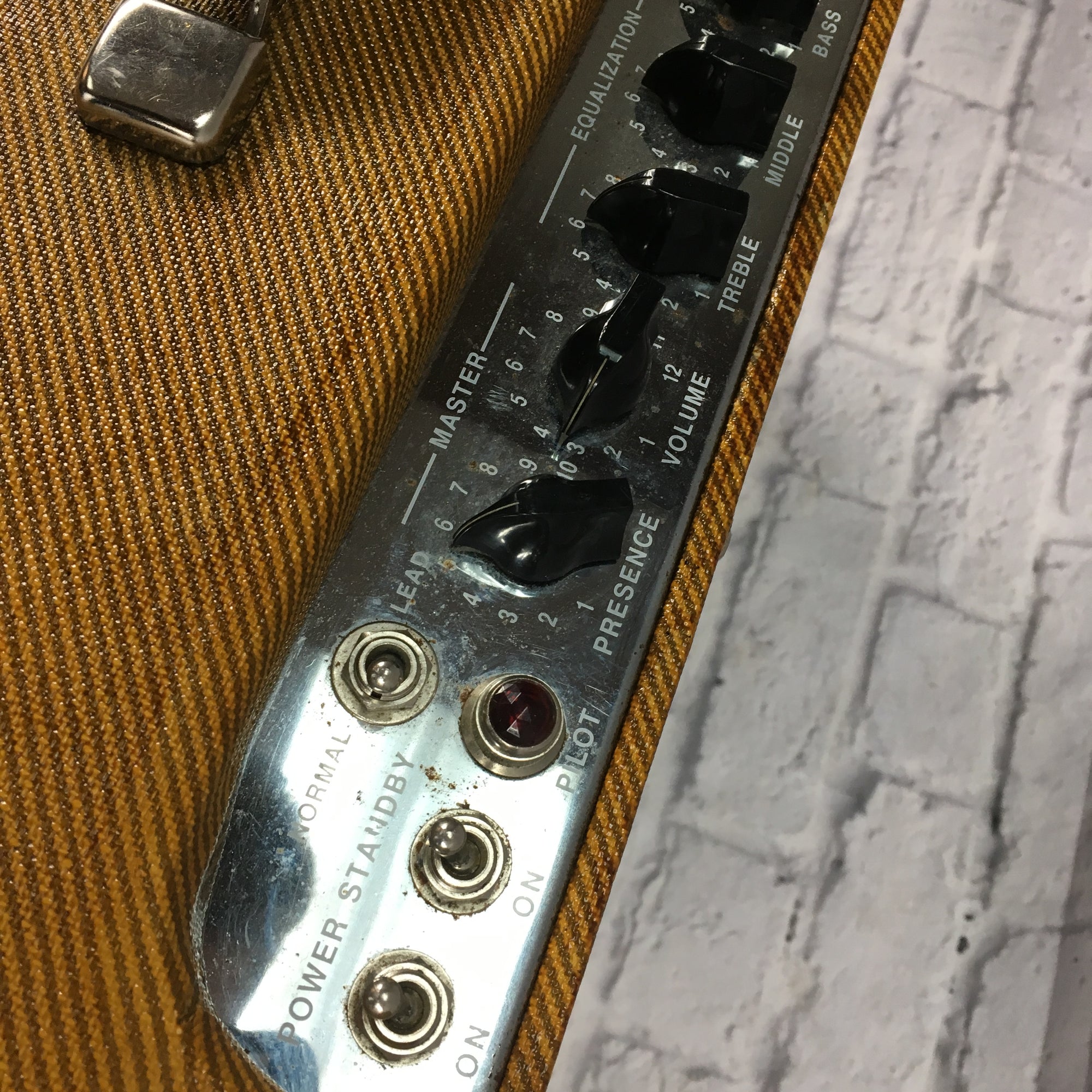 Peavey Classic 50 212 with FX Guitar Combo