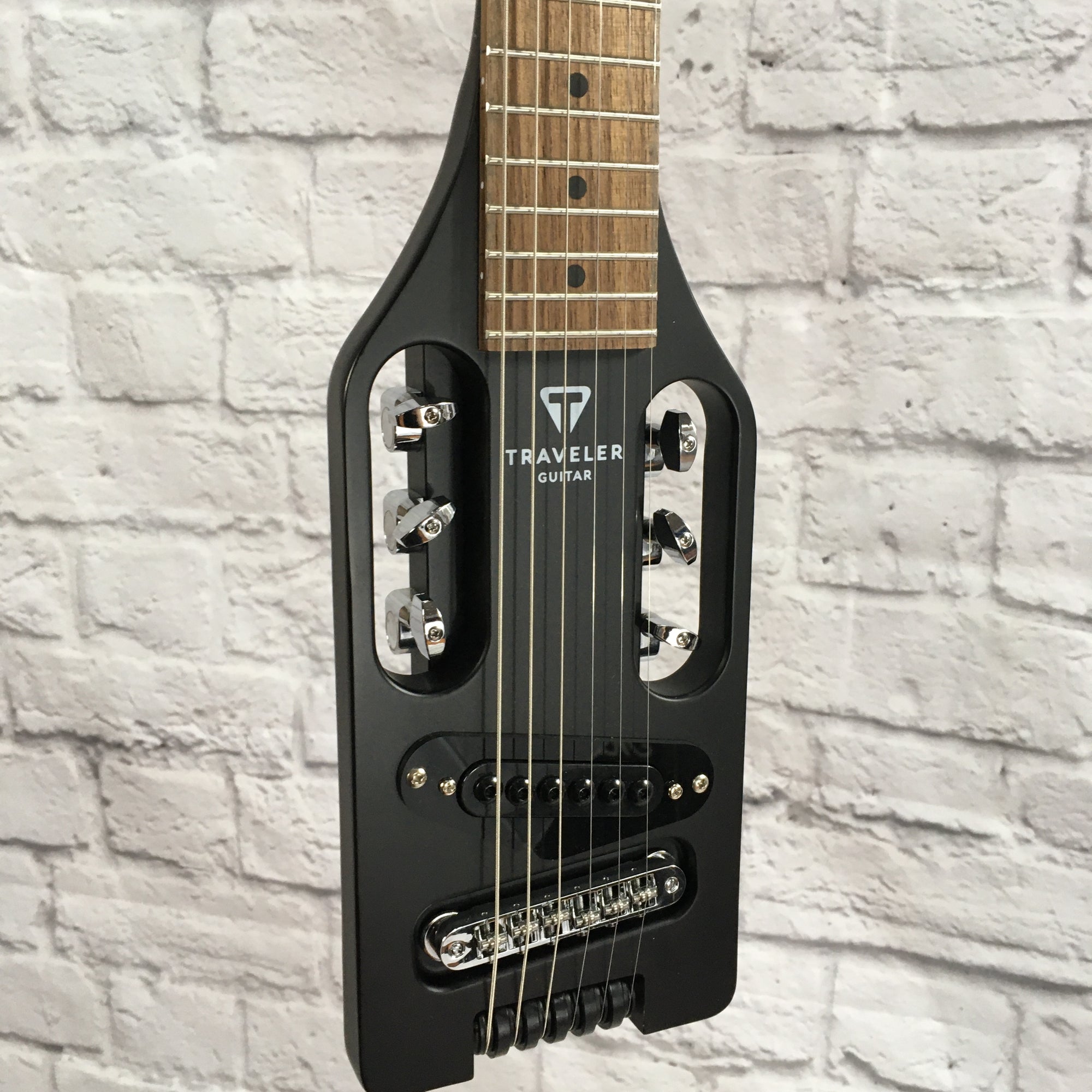 Traveler Ultralight Black Electric Guitar