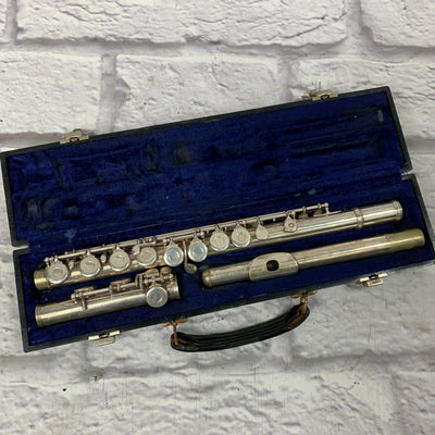 W.T. Armstrong 104 Student Model Flute