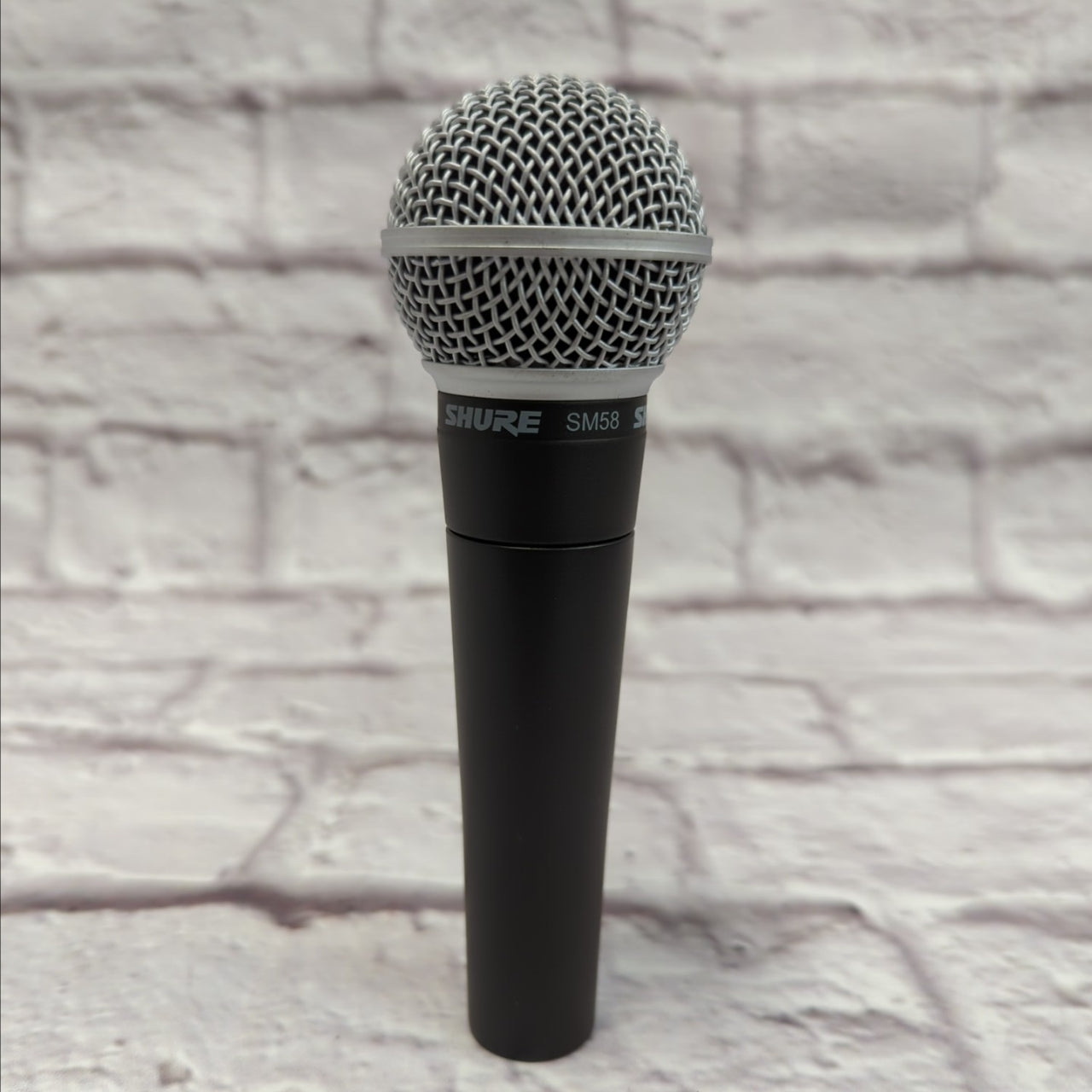 Shure SM58 w/ Box Microphone