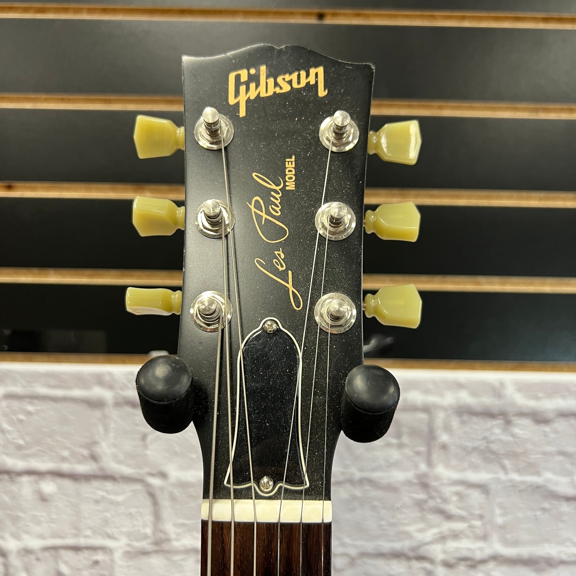 Gibson 2010 50s Tribute Les Paul with Bigsby and Hard Case