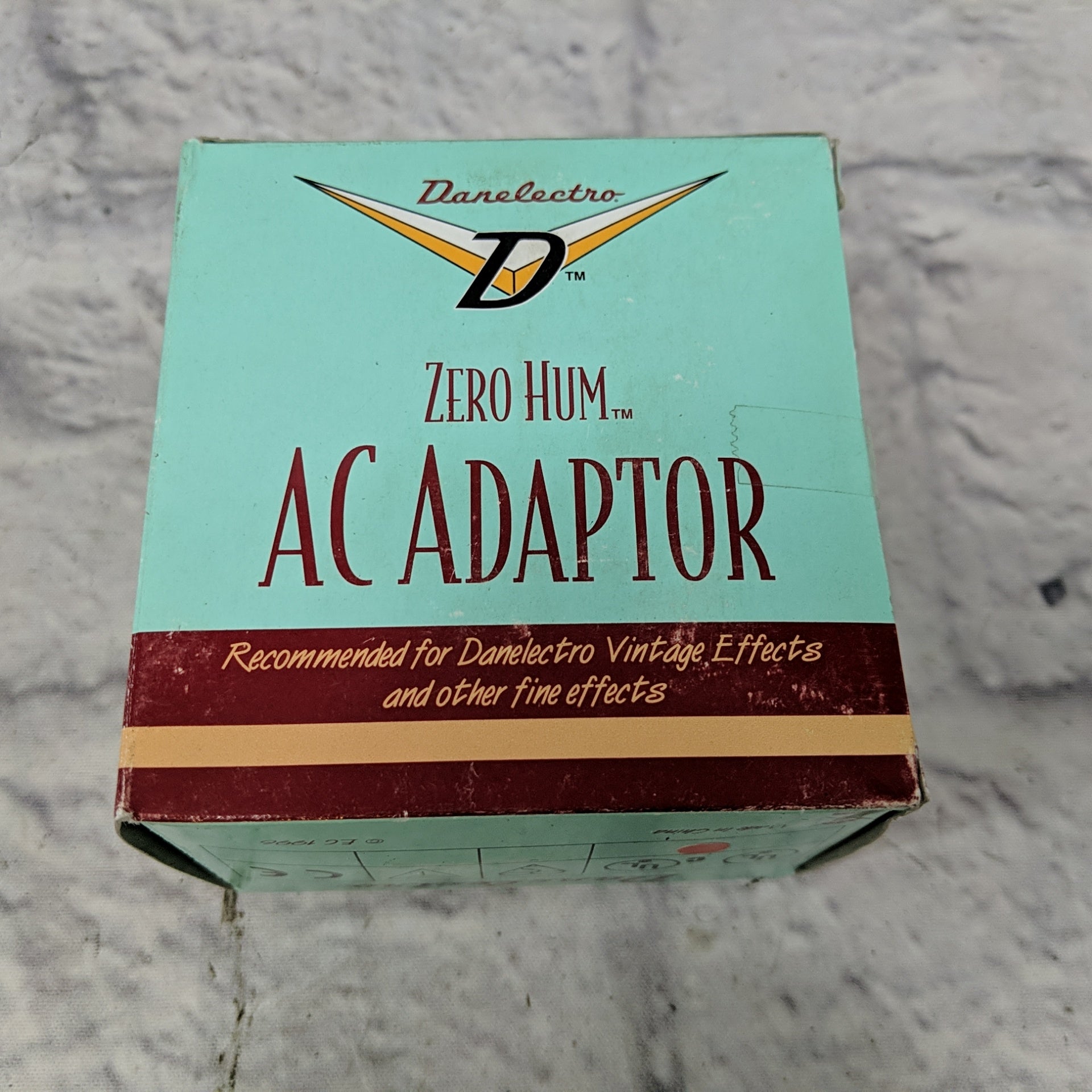 Danelectro Zero Hum 9V AC Adaptor  - New Old Stock!