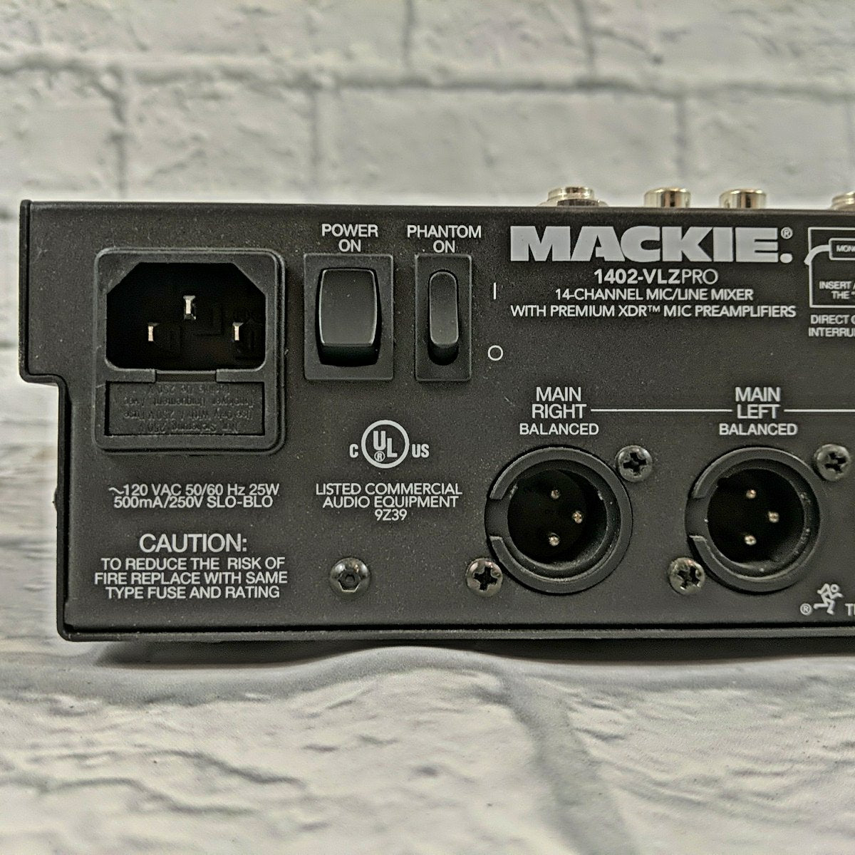 Mackie 1402-VLZPro 14-Channel Mixer