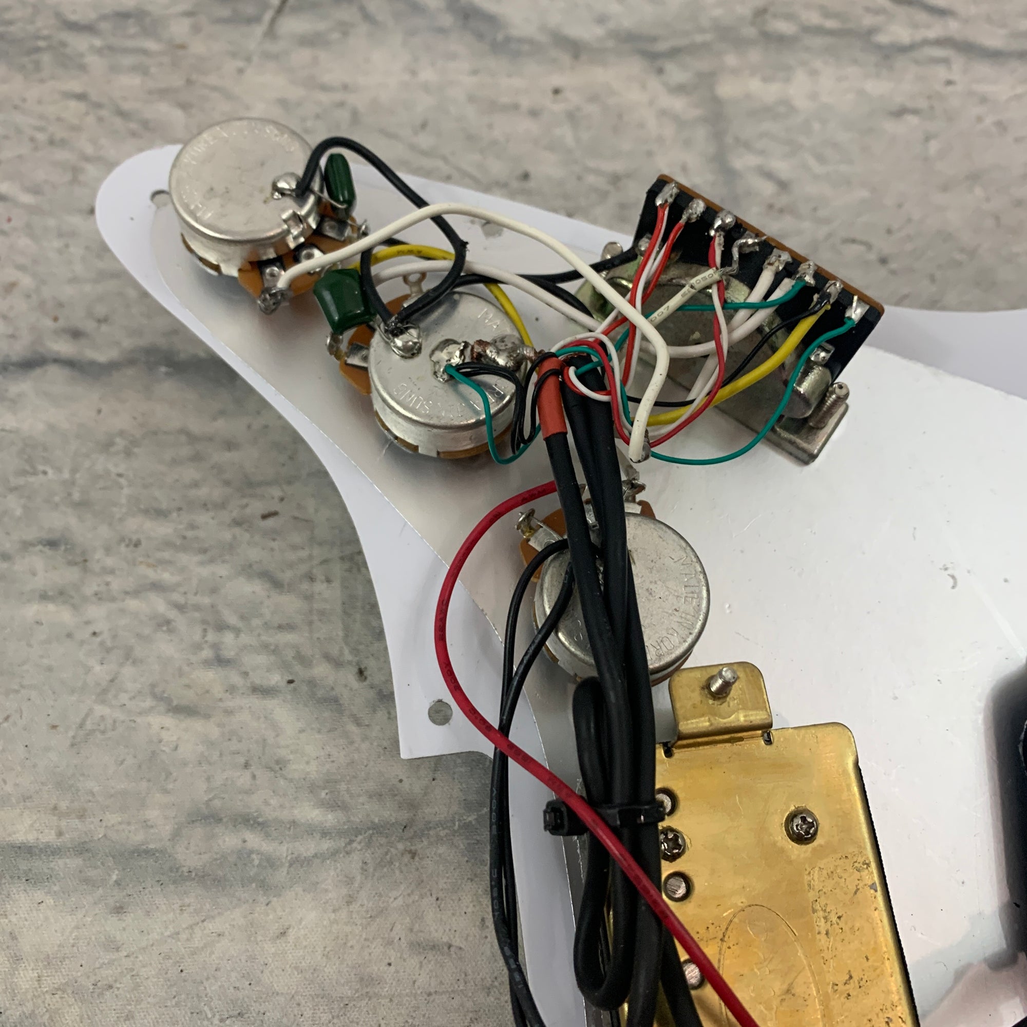 Dragonfire Hot Rails/Humbucker Loaded Pickguard